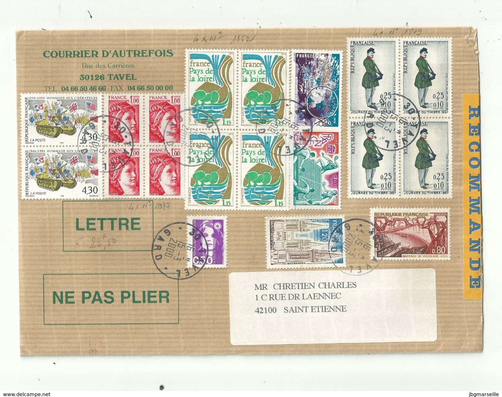 2 Lr  AFFRANCHIES Avec 19  Et 10 Timbres Divers..... Belles Compositions Philatéliques....à Voir. - 1961-....