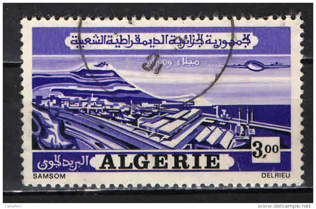 ALGERIA - 1971 - AEREO CHE PLANA SU ORAN - USATO - Algeria (1962-...)