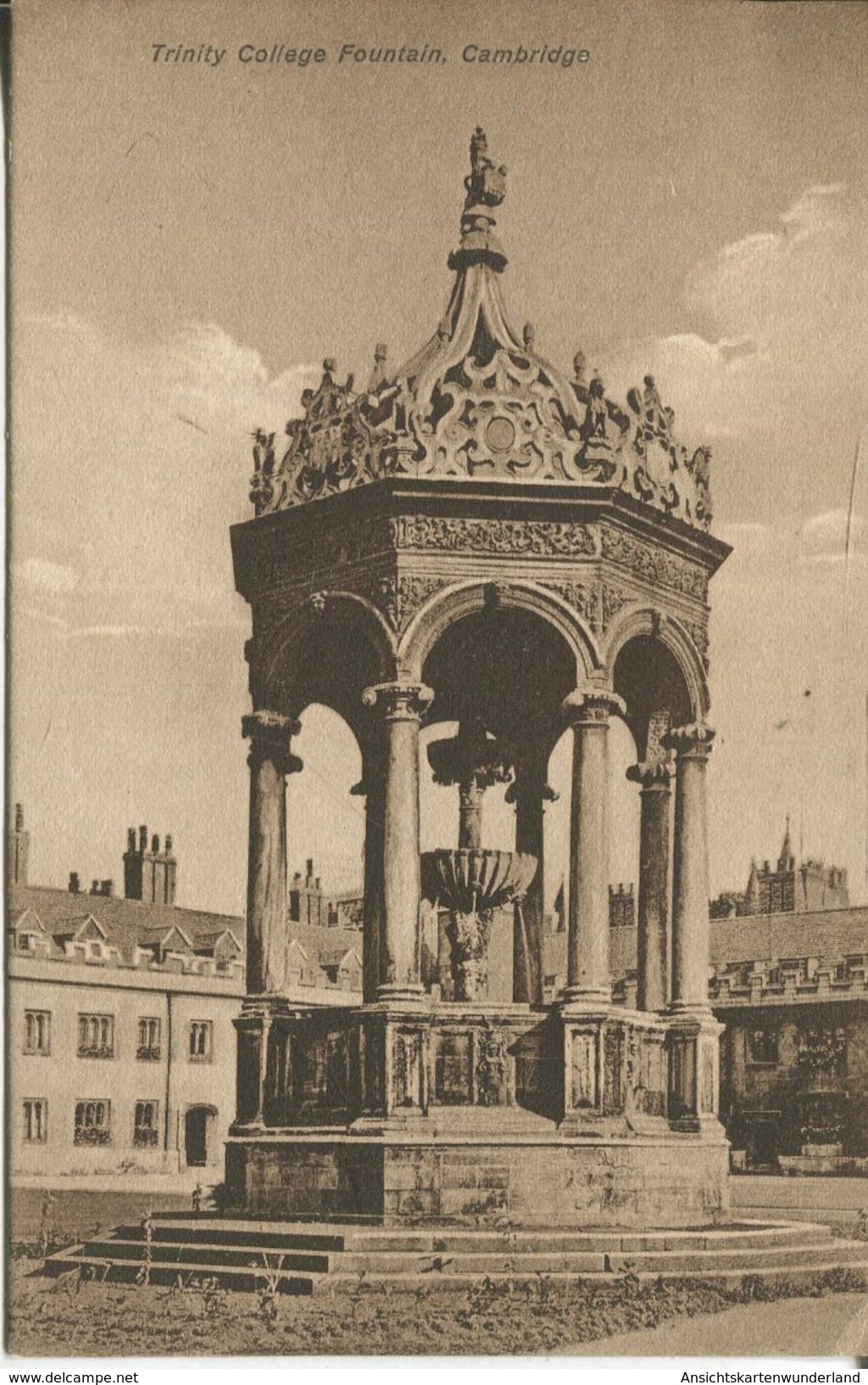 Trinity College Fountain, Cambridge (002421) - Cambridge