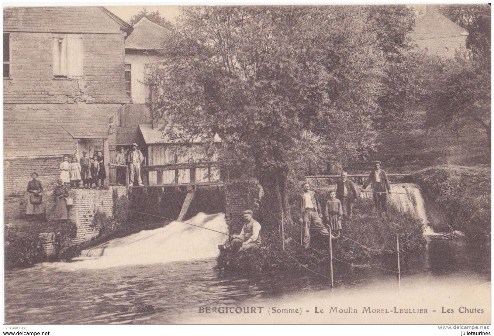 80 BERGICOURT LE MOULIN MOREL LEULLIER LES CHUTES PECHEURS A LA LIGNE  CPA BON ÉTAT - Autres & Non Classés