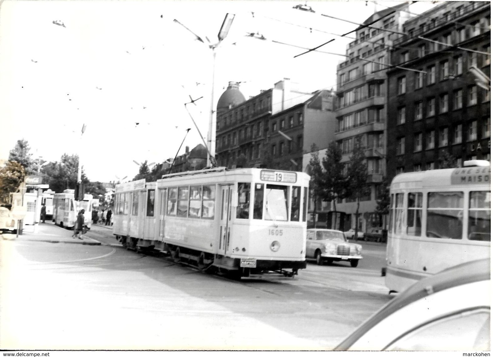 BRUXELLES (1000) : Le Tram 19 Aux Environs De La Porte De Schaerbeek, En 1973. Carte-Photo Rare. - Vervoer (openbaar)