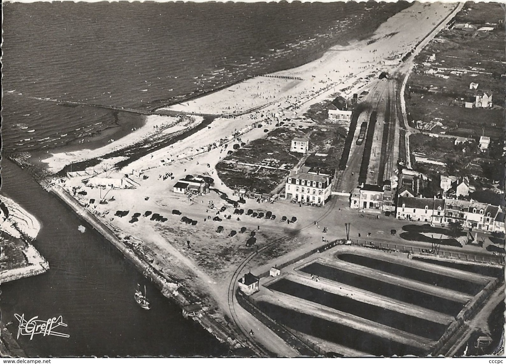 CPSM Courseulles-sur-Mer Vue Aérienne La Plage - Courseulles-sur-Mer