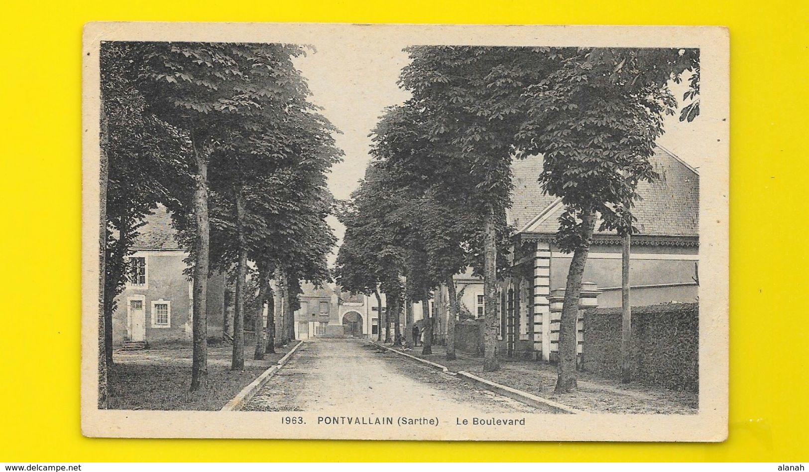 PONTVALLAIN Le Boulevard (Dolbeau) Sarthe (72) - Pontvallain