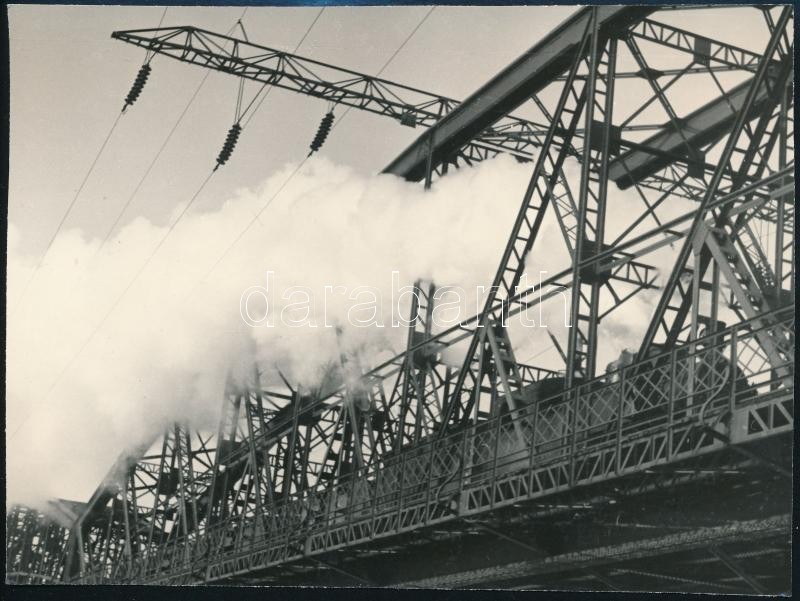 Cca 1930 Vasúti Híd, Jelzés Nélküli Vintage Fotó, 14,5x20 Cm - Otros & Sin Clasificación
