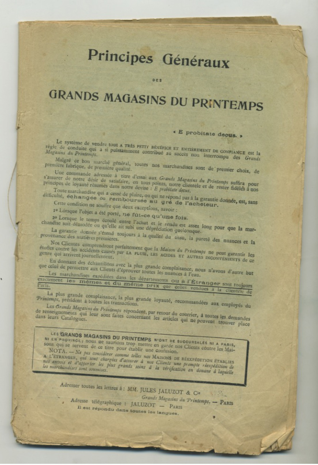 CATALOGUE MAGASINS PRINTEMPS, 104 pages, year unknown