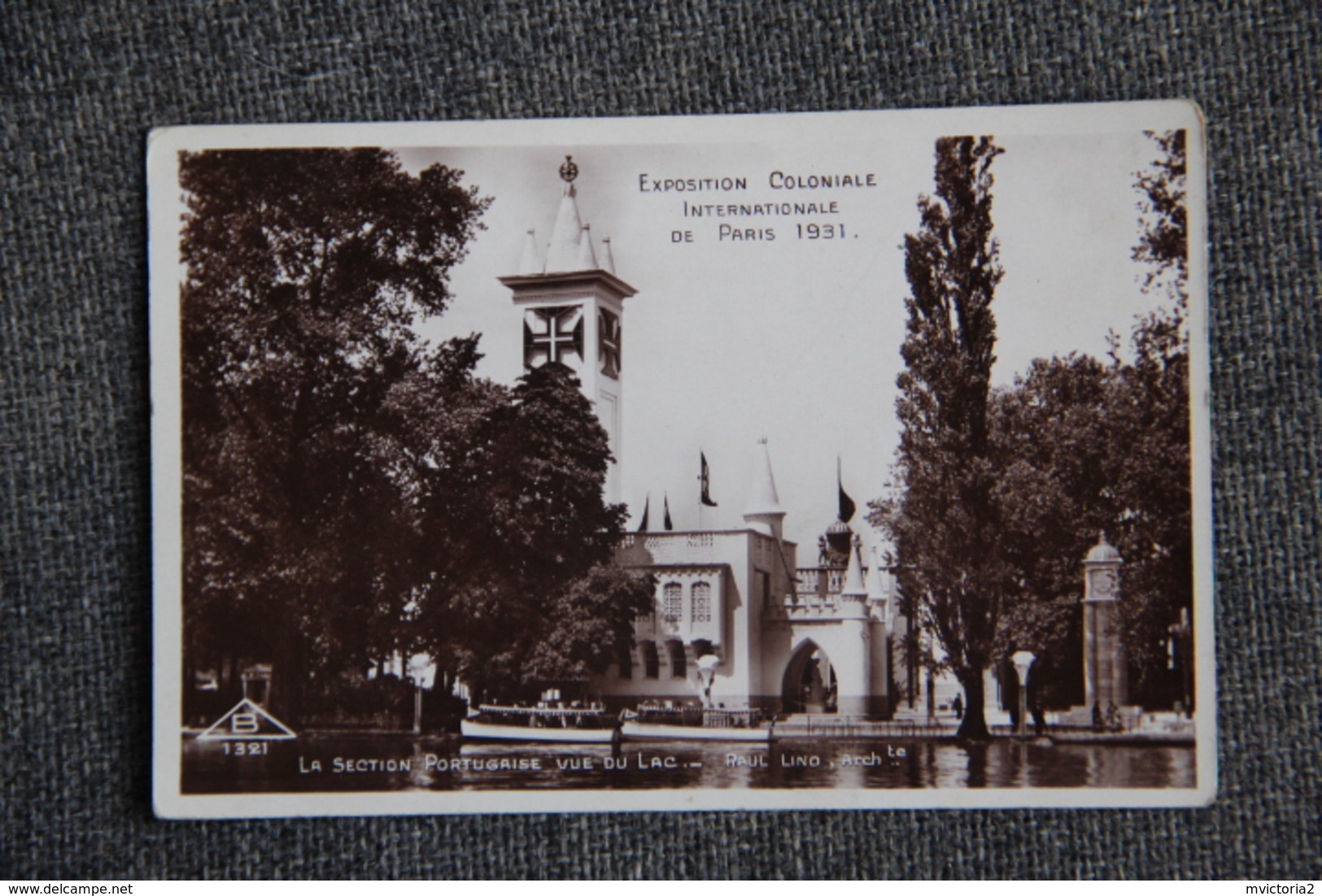 PARIS - Exposition Coloniale De 1931, La Section PORTUGAISE Vue Du Lac - Tentoonstellingen