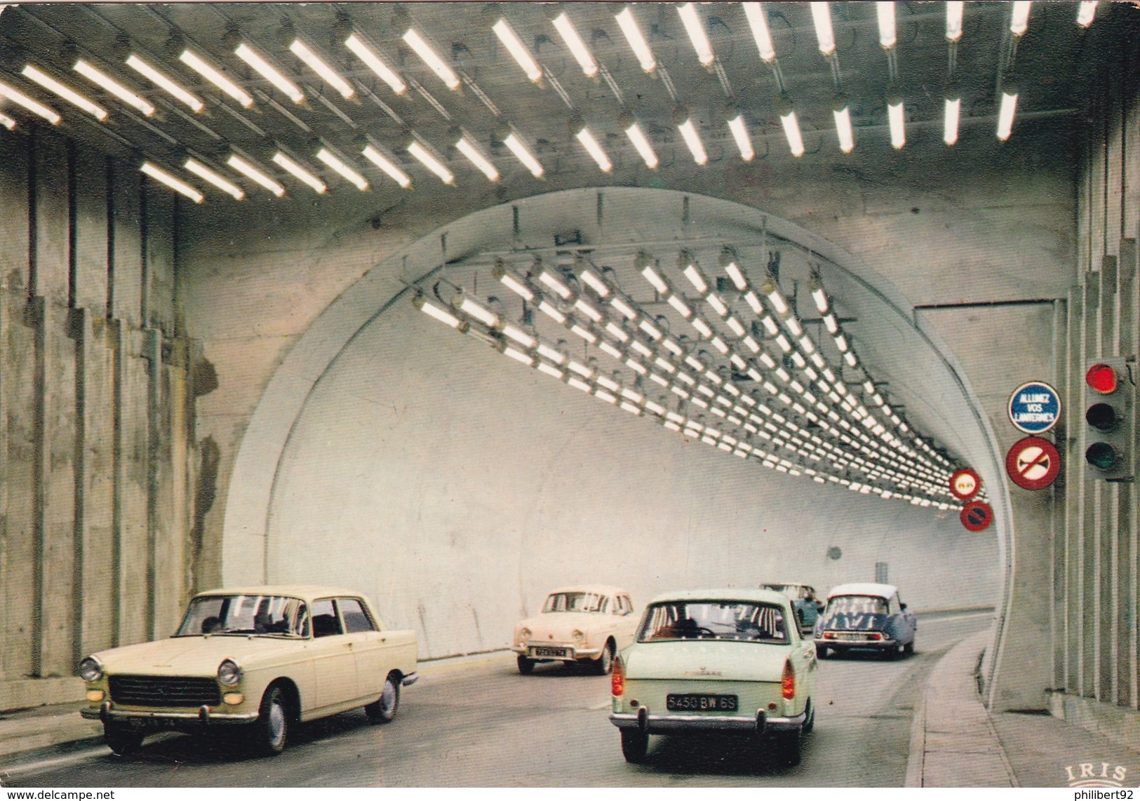 Chamonix. Tunnel Du Mont-Blanc. Automobiles Citroën DS, Peugeot 404, Renault Dauphine. - Chamonix-Mont-Blanc