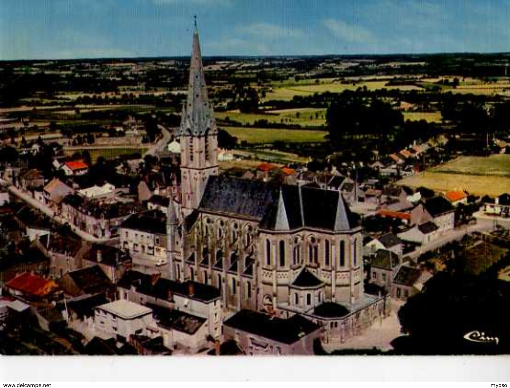 44 CARQUEFOU Vue Panoramique Aerienne De L'Eglise - Carquefou