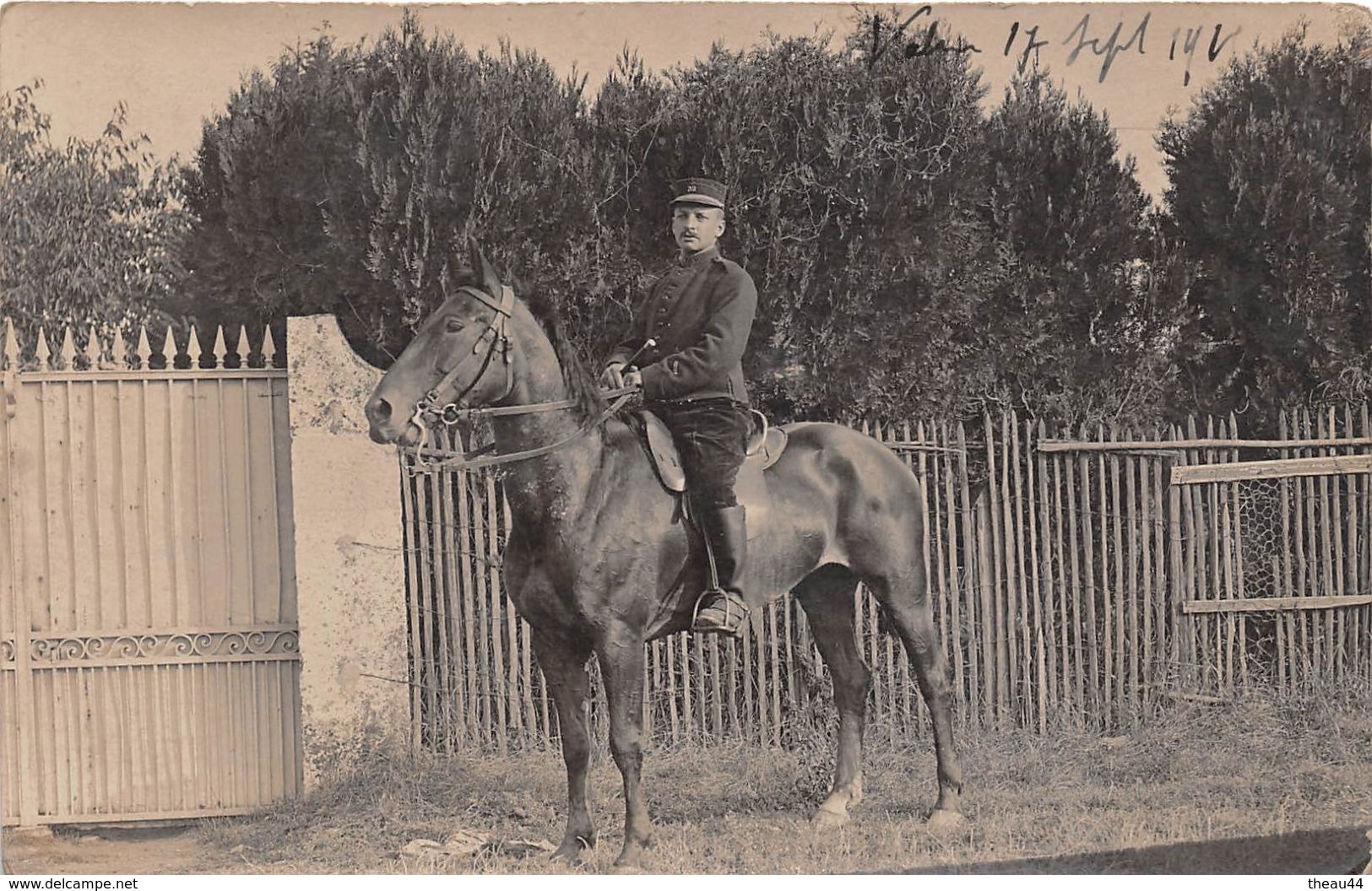 ¤¤  -   Carte-Photo Militaire  -  Cavalier Sur Son Cheval  -  32 Sur Son Képi   -  ¤¤ - Manoeuvres