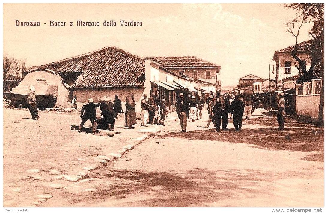 [DC9381] CPA - ALBANIA - DURAZZO - BAZAR E MERCATO DELLA VERDURA - ANIMATA - Non Viaggiata - Old Postcard - Albanie