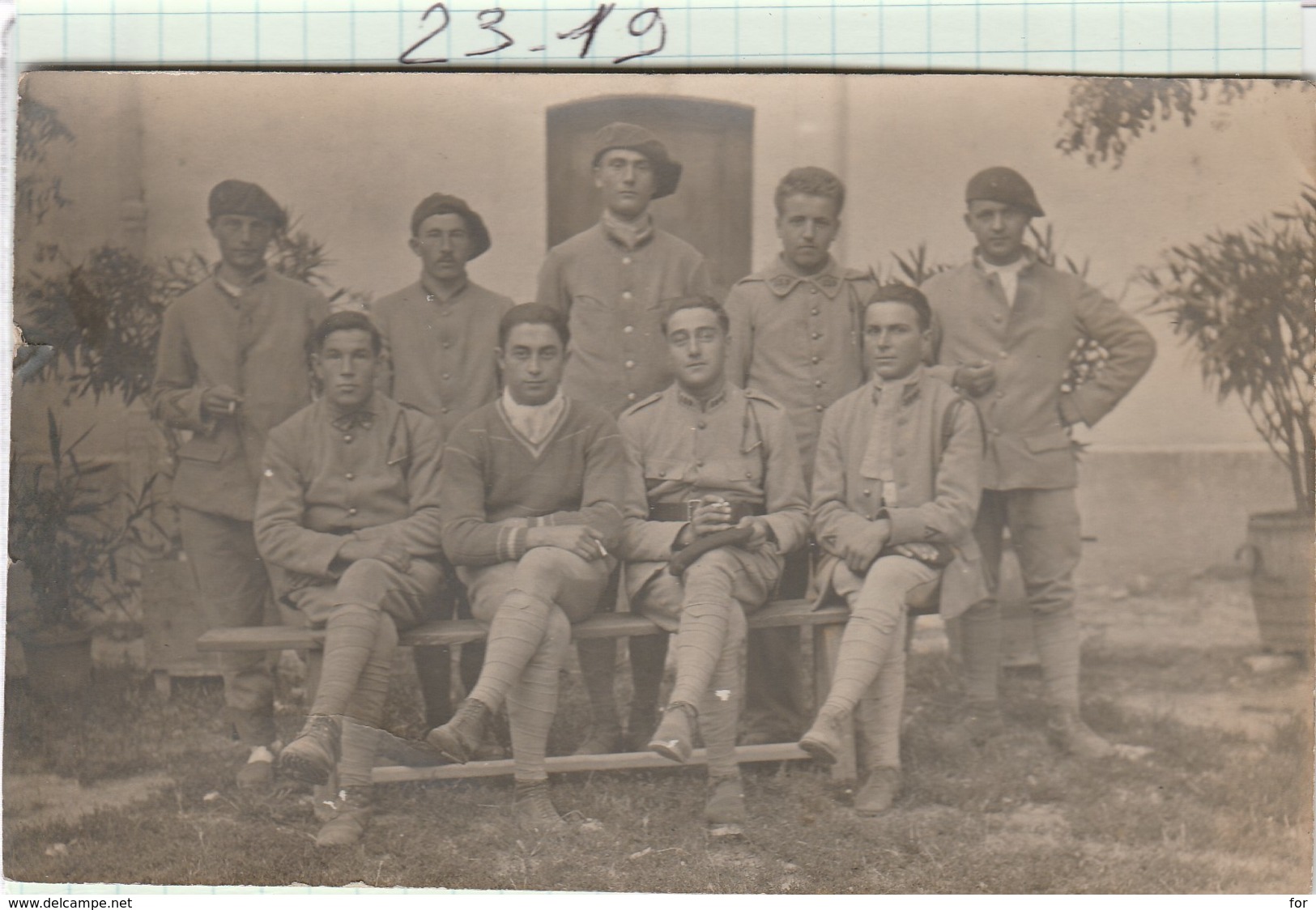 Militaria - Carte Photo - 159é Régt  Groupe De Soldats   (  Photo : A  Définir) - Régiments