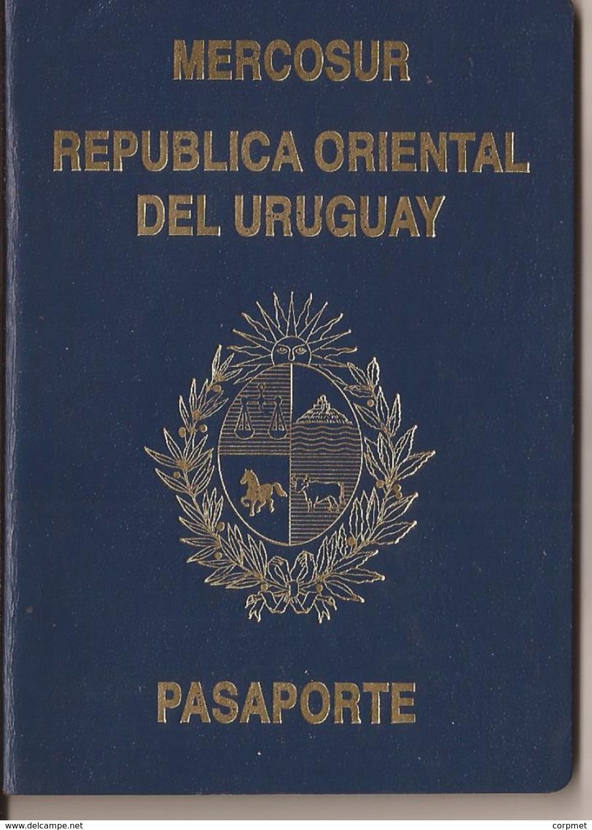 URUGUAY  - BIOMETRIC 1st VERSION - MERCOSUR   PASSPORT - PASSEPORT - Pictured COAT OF ARMS- SOUTH AMERICA MAP And COW - Historical Documents