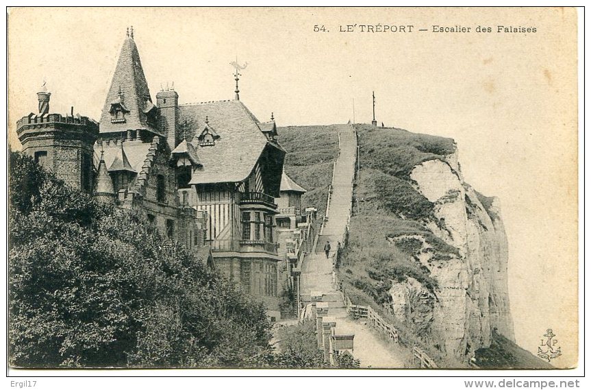 76470 LE TREPORT - Lot De 5 CPA - Quai François 1er - Avant-Port - Escalier Des Falaises - Jetée - Plage - Le Treport