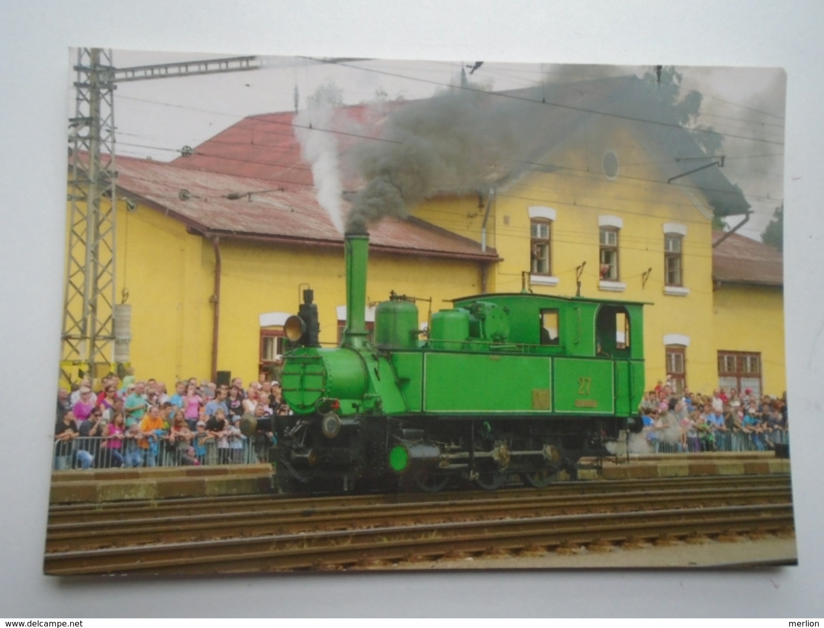 D156252  Train Railway Rail - ZVOLEN   Station - Railway  Engine   Show - Treni