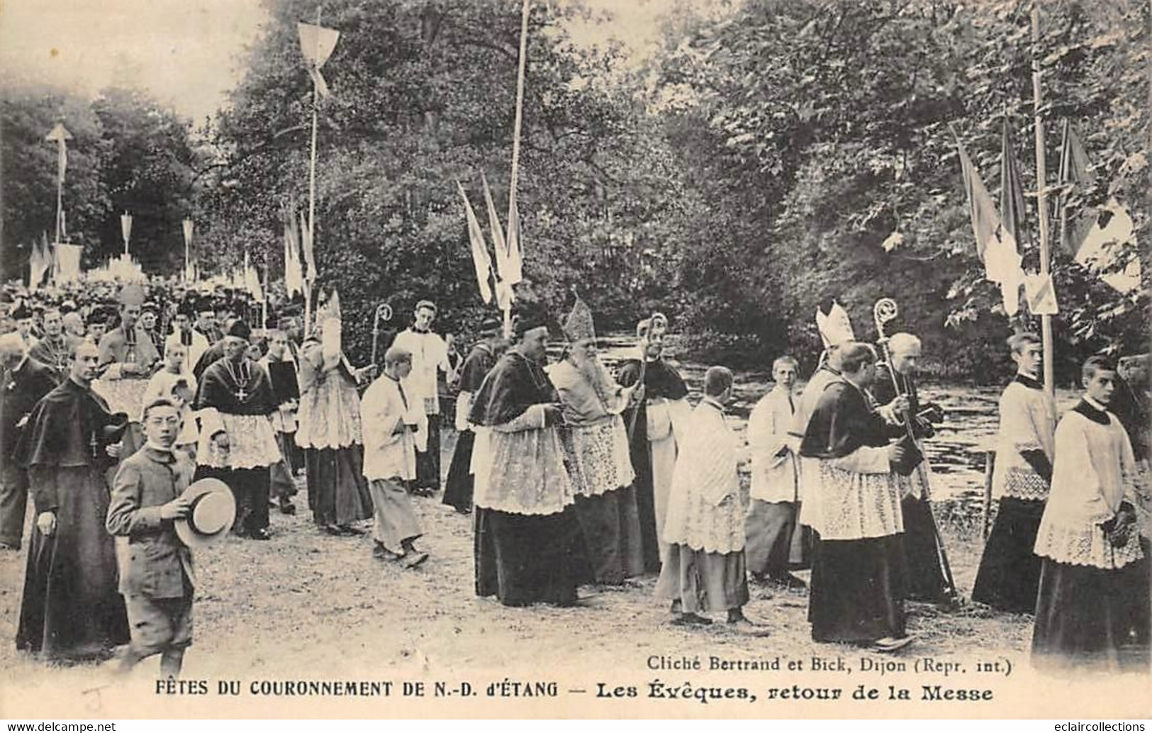 Côte D'Or    21     Dijon Très Beau Lot De 50 Cartes Dont      ( Voir Scan Et / Ou Annotation) - Dijon