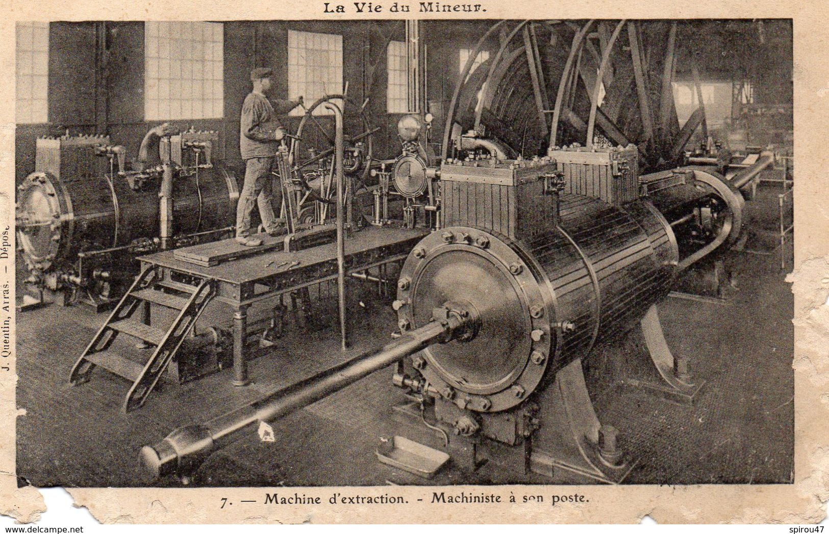 CPA LA VIE DU MINEUR - MACHINE D'EXTRACTION - MACHINISTE A SON POSTE - Mines