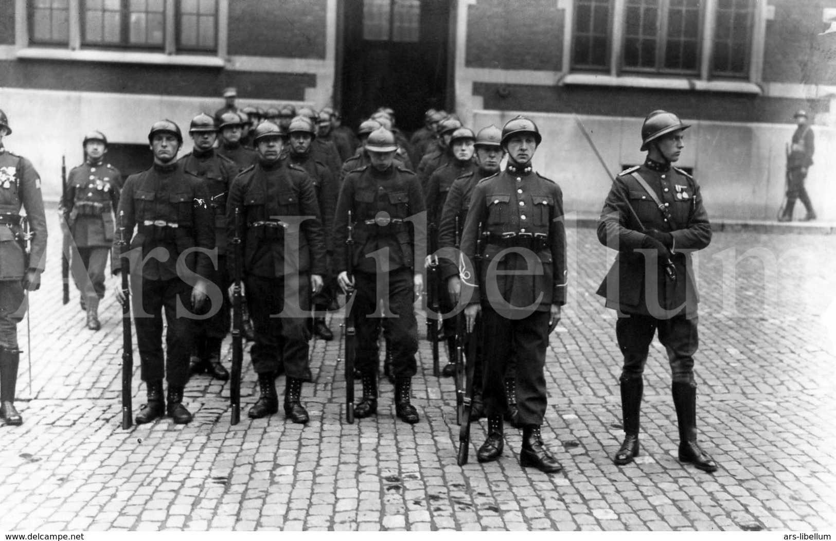 REAL Photo / Royalty / Belgique / Future Roi Leopold III / Prince Leopold / Promu Lieutenant / 1926 - Guerre, Militaire