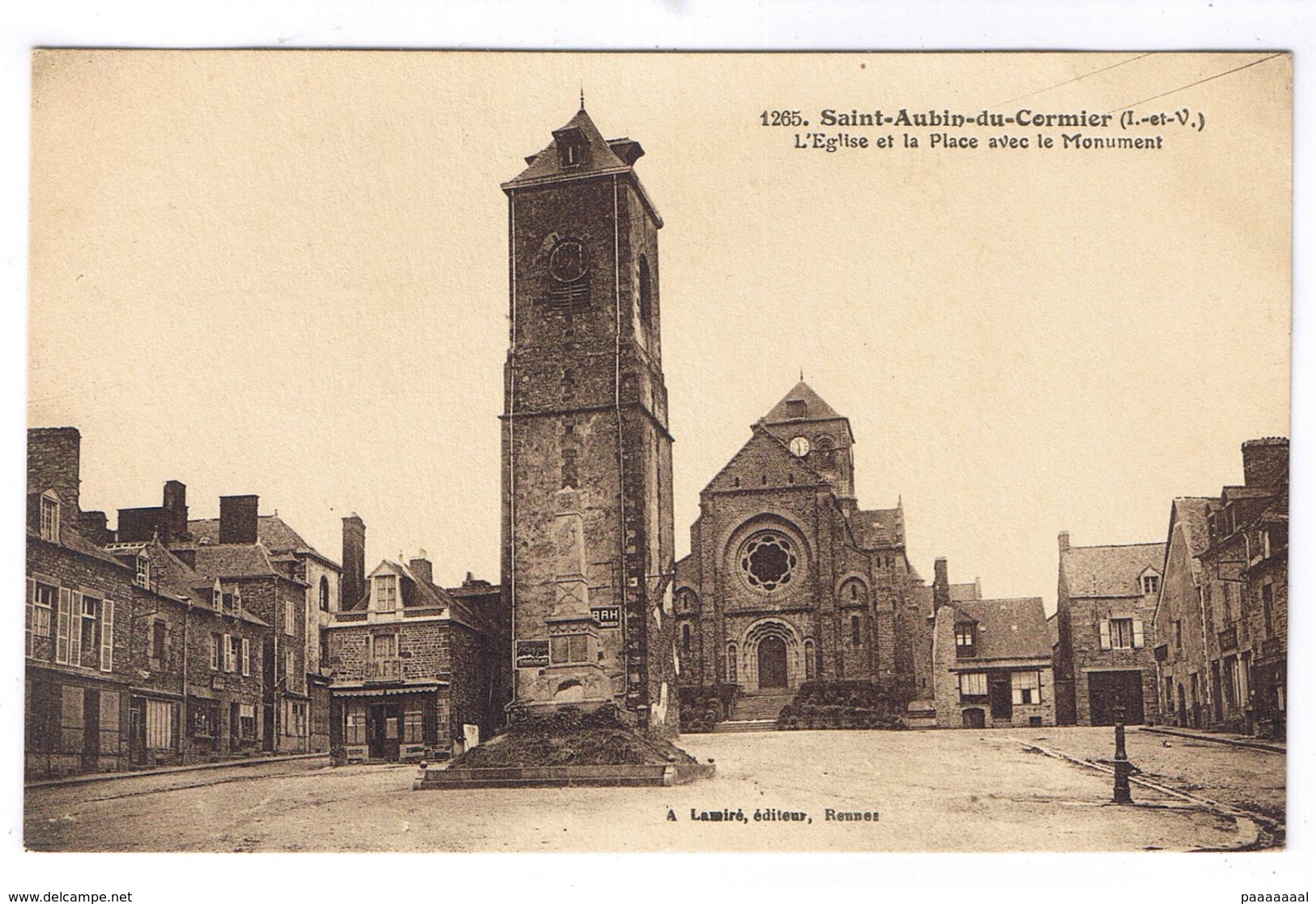 SAINT AUBIN DU CORMIER  L EGLISE ET LA PLACE AVEC LE MONUMENT - Other & Unclassified