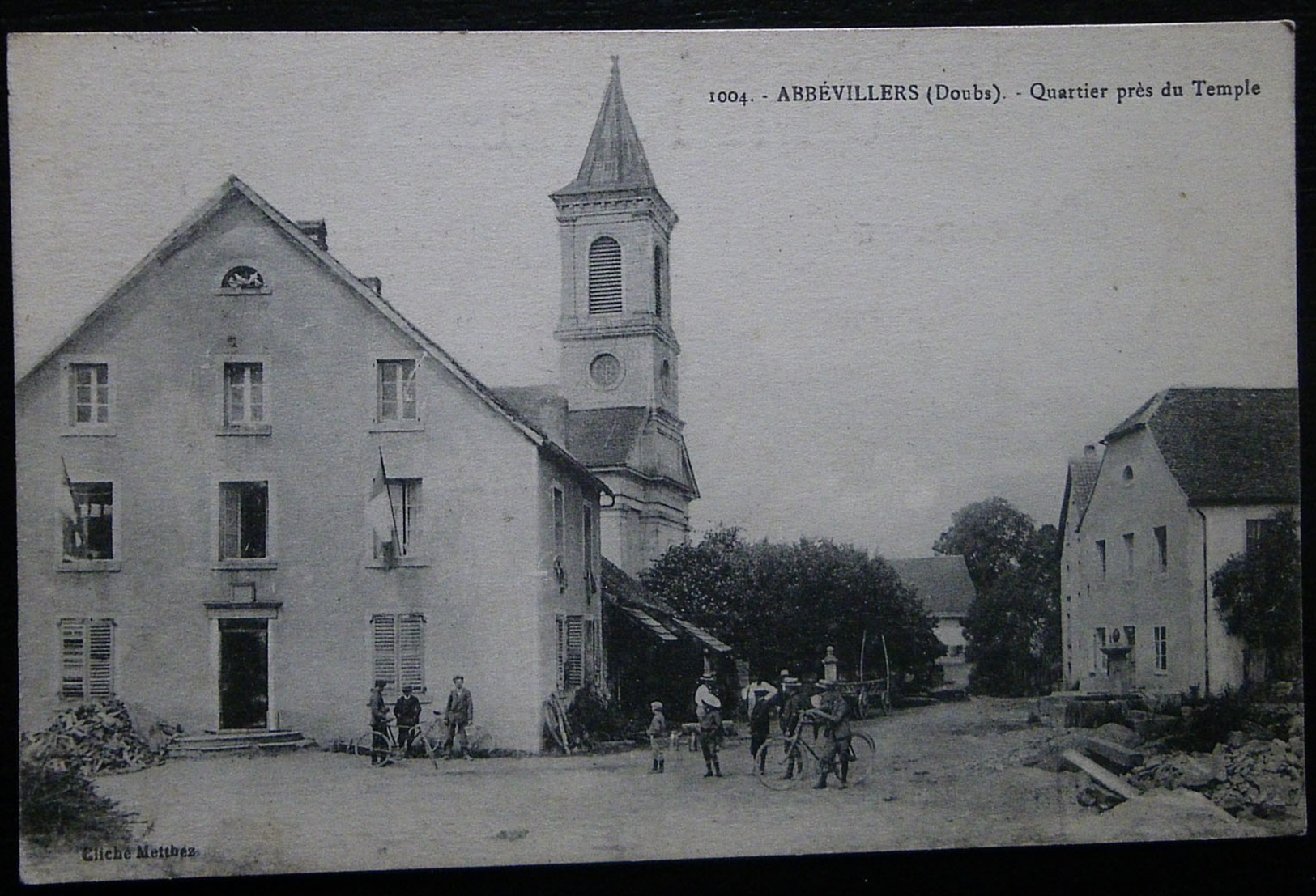 CPA ABBEVILLERS QUARTIER PRES DU TEMPLE - Autres & Non Classés