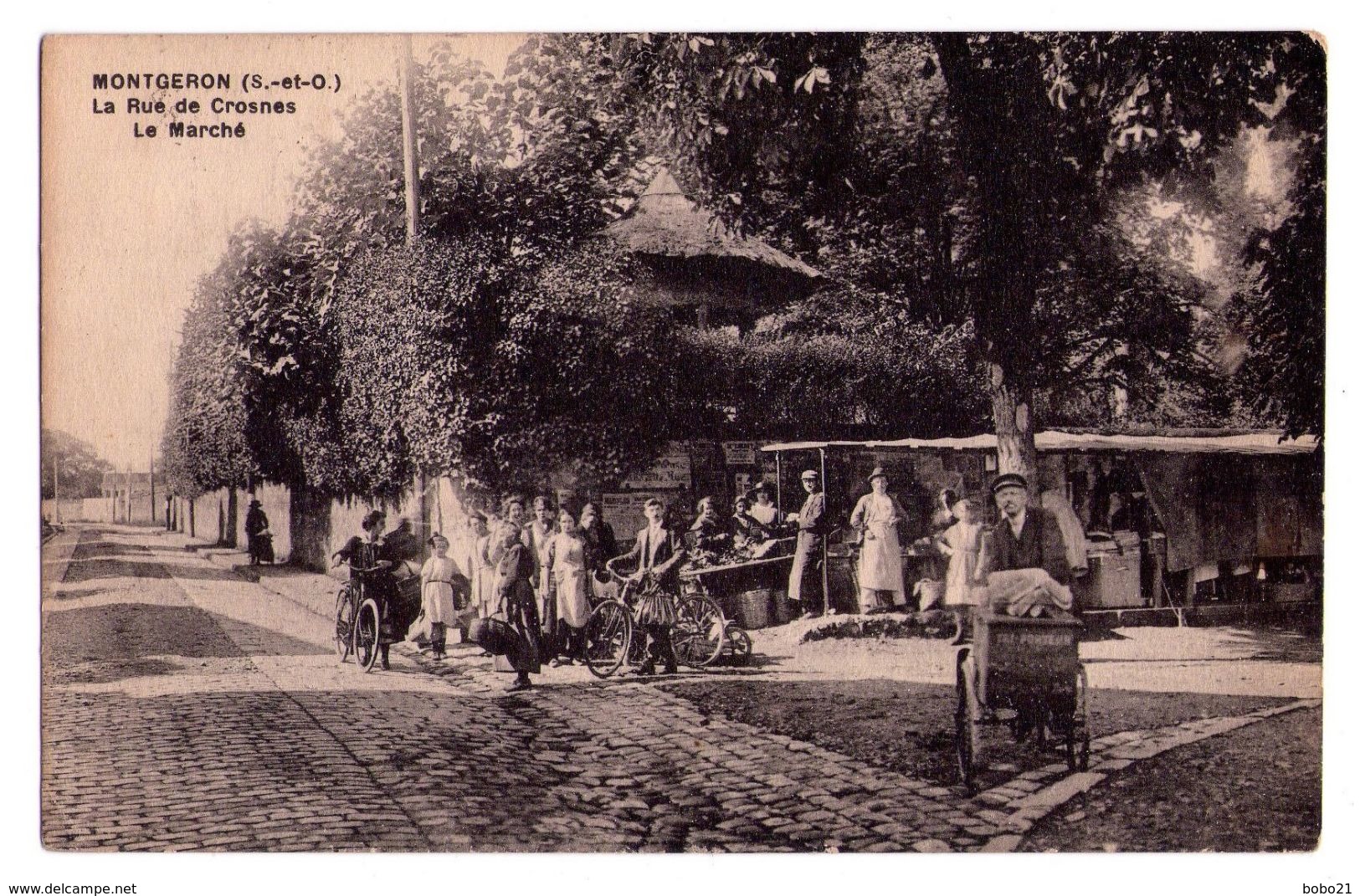 D071 - Montgeron S&O - La Rue De Crosnes , Le Marché - M.Mulard Phot. édit. à Yerres - Montgeron