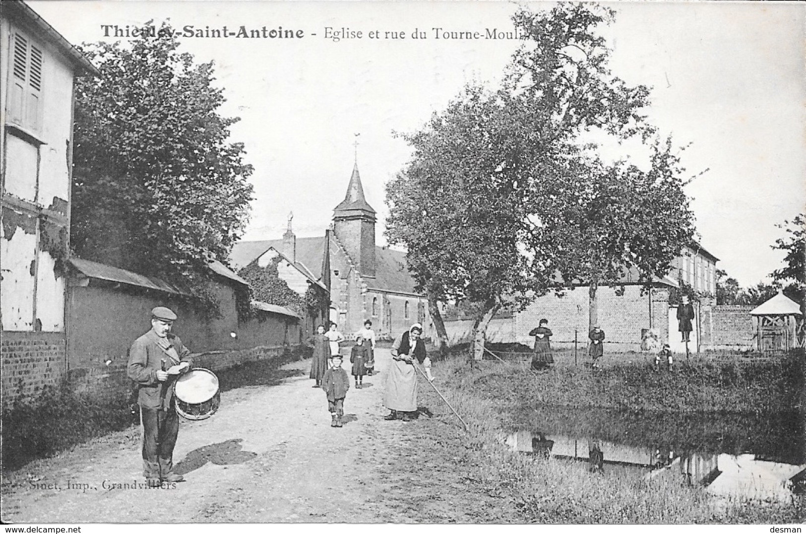 THIEULOY-SAINT-ANTOINE - Eglise Et Rue Du Tourne-Moulin (tambour De Ville). - Autres & Non Classés
