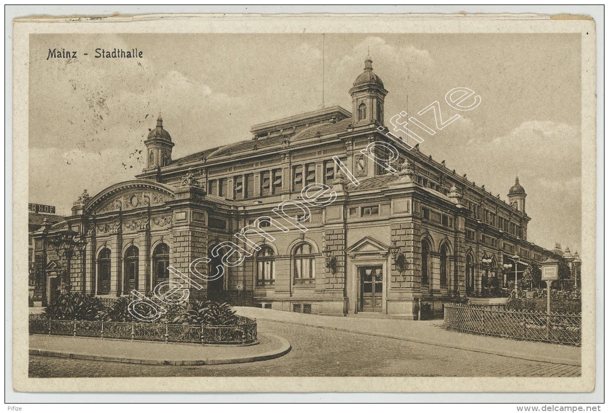 Cachet Sous-intendance De Wiesbaden - Secteur 180 / CP 1921 Mainz - Stadthalle Pour Clermont-Ferrand . - Cachets Militaires A Partir De 1900 (hors Guerres)