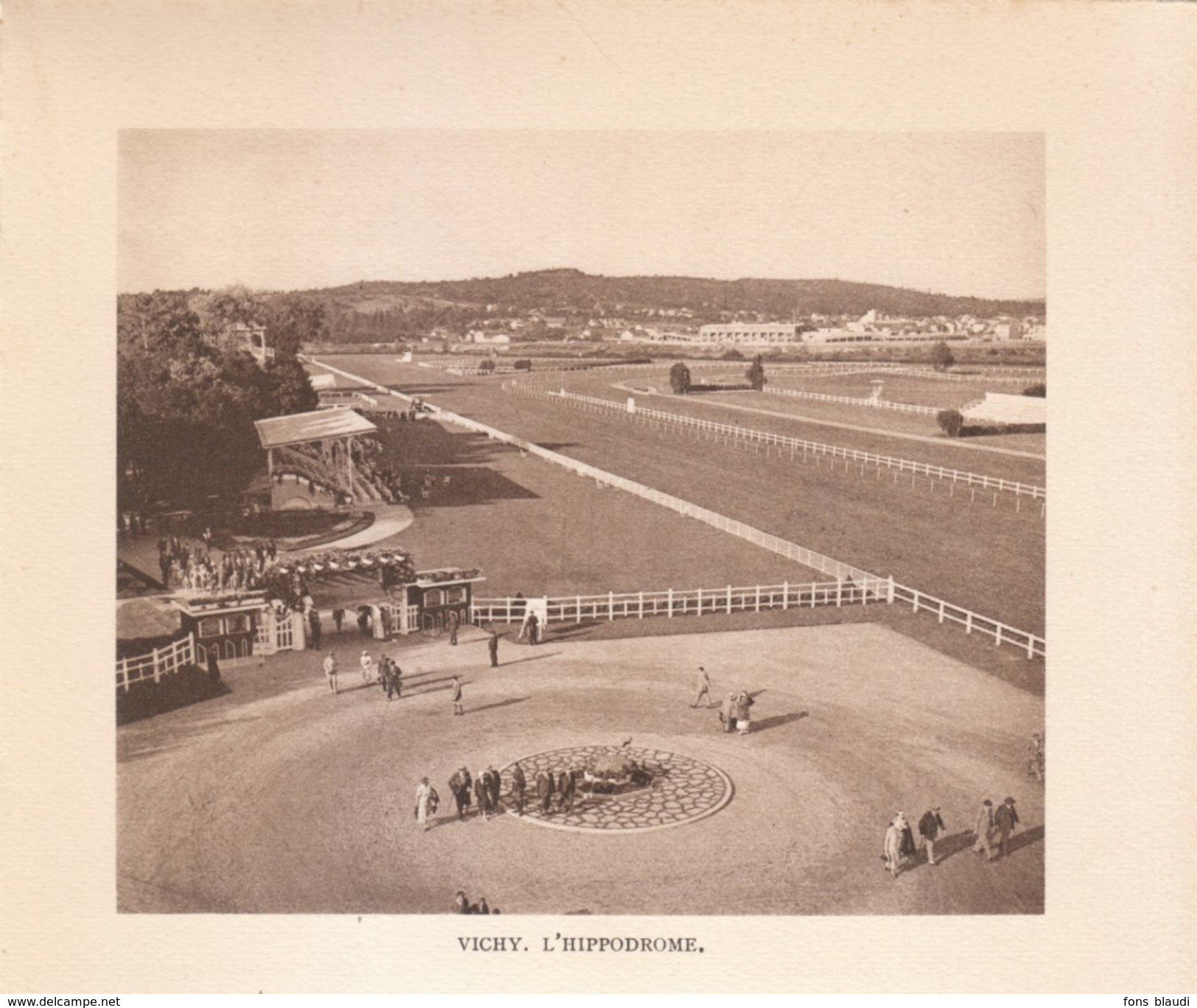 1936 - Héliogravure - Vichy (Allier) - L'hippodrôme - FRANCO DE PORT - Non Classés