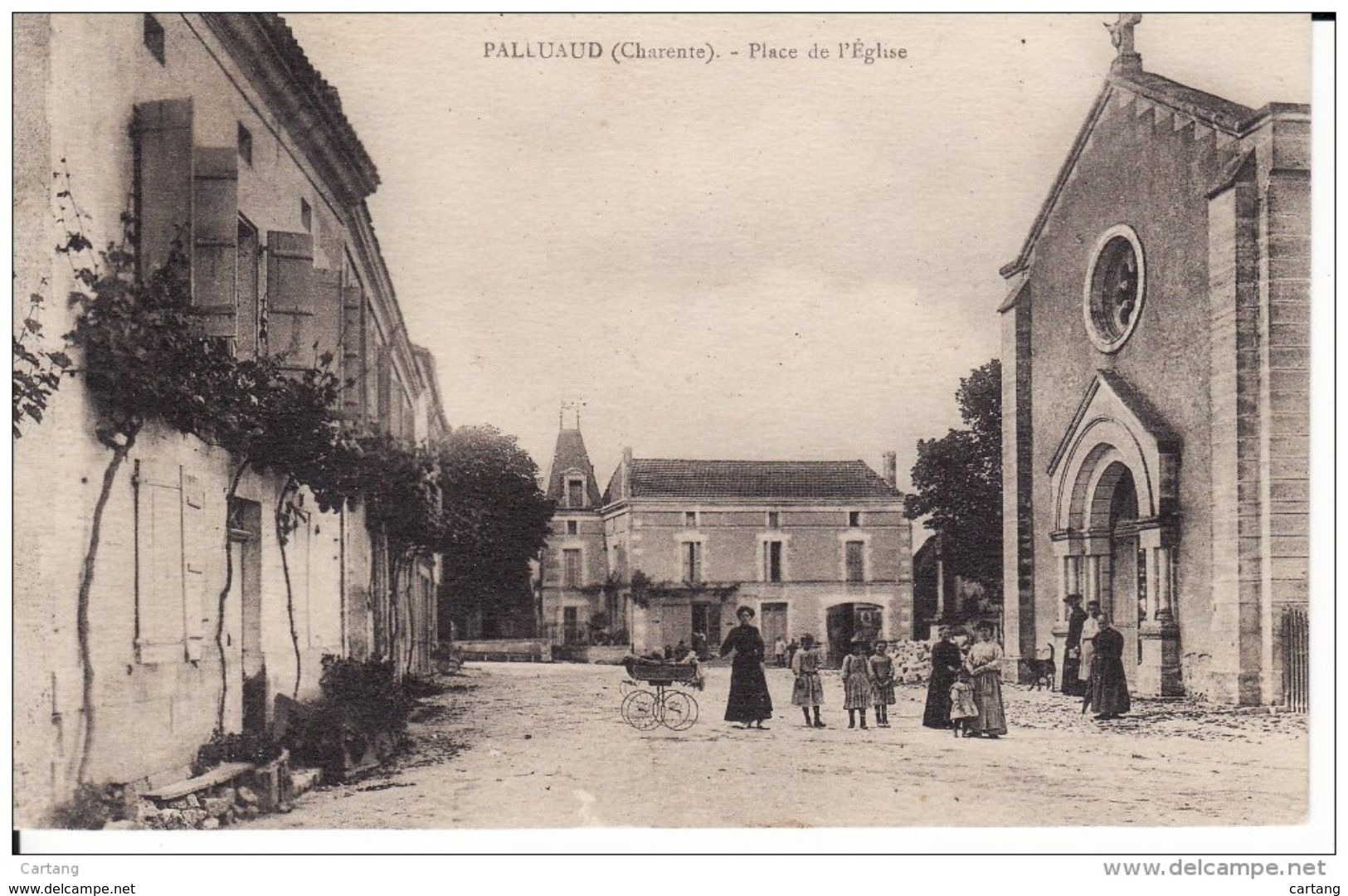 PALLUAUD - Place De L"Eglise - Autres & Non Classés