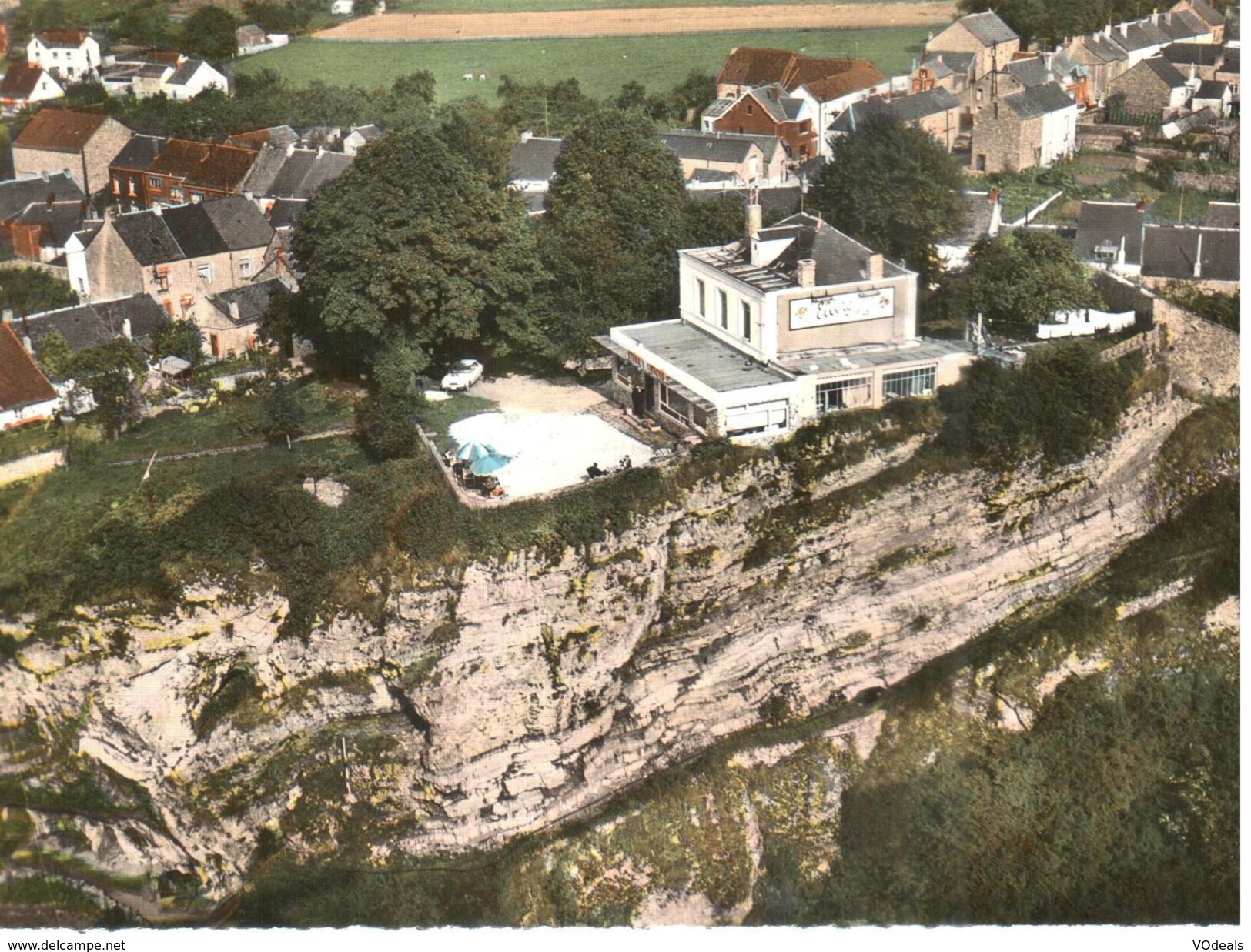 Couvin - CPA - Les Rochers - Couvin