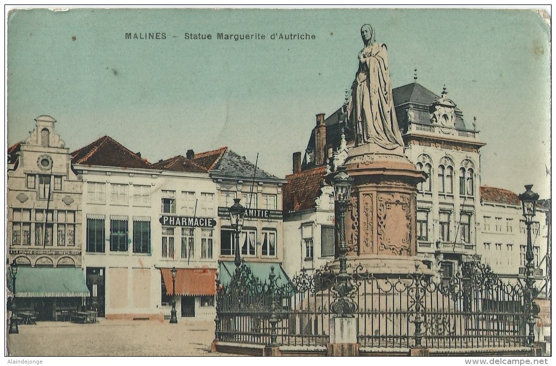 Mechelen Malines - Statue Marguerite D'Autriche - Malines