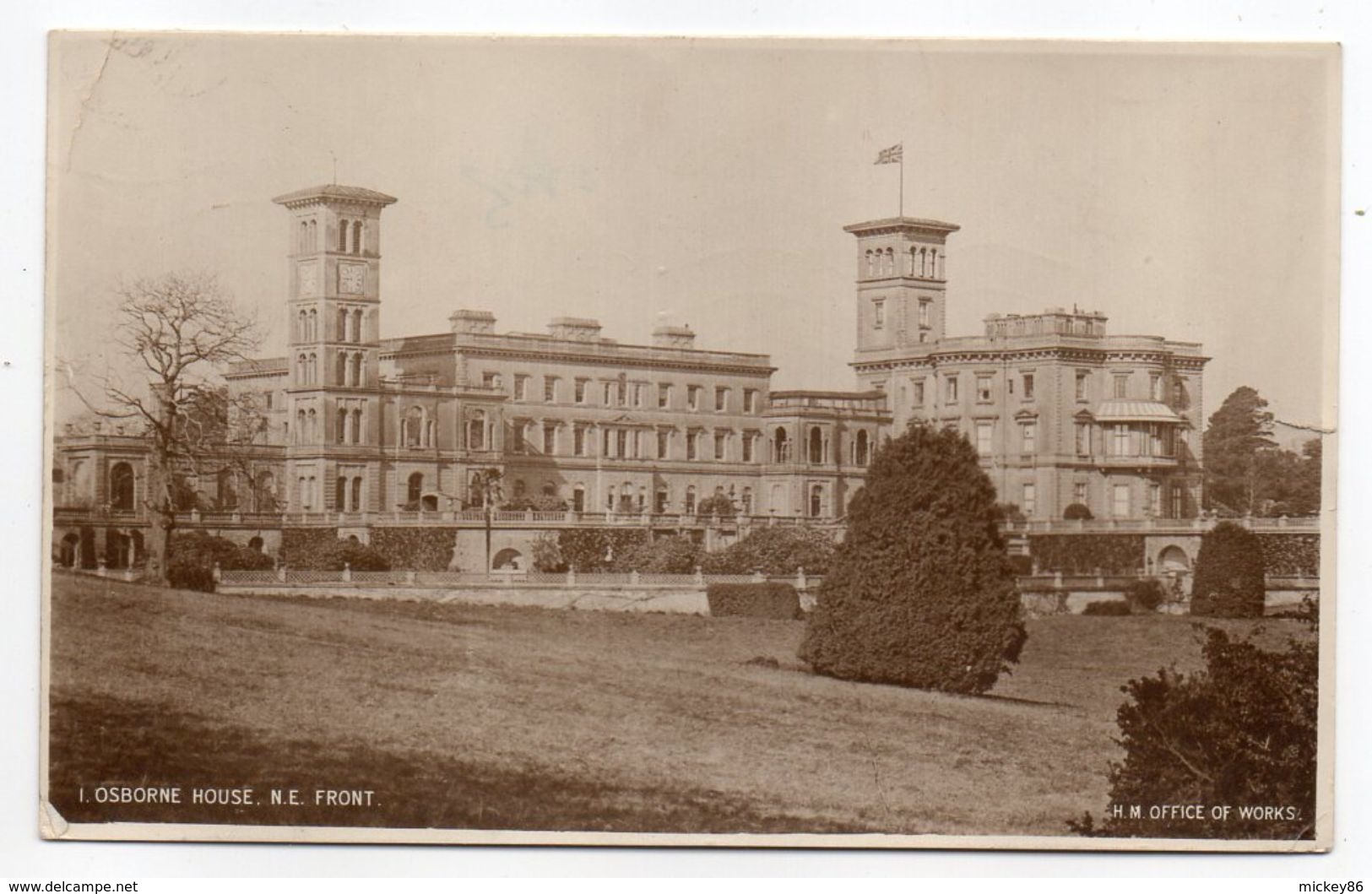 U.K --Isle Of Wight ---1936-- OSBORNE  --Chateau N.E  Front   éd  H.M  Office Of Works - Autres & Non Classés