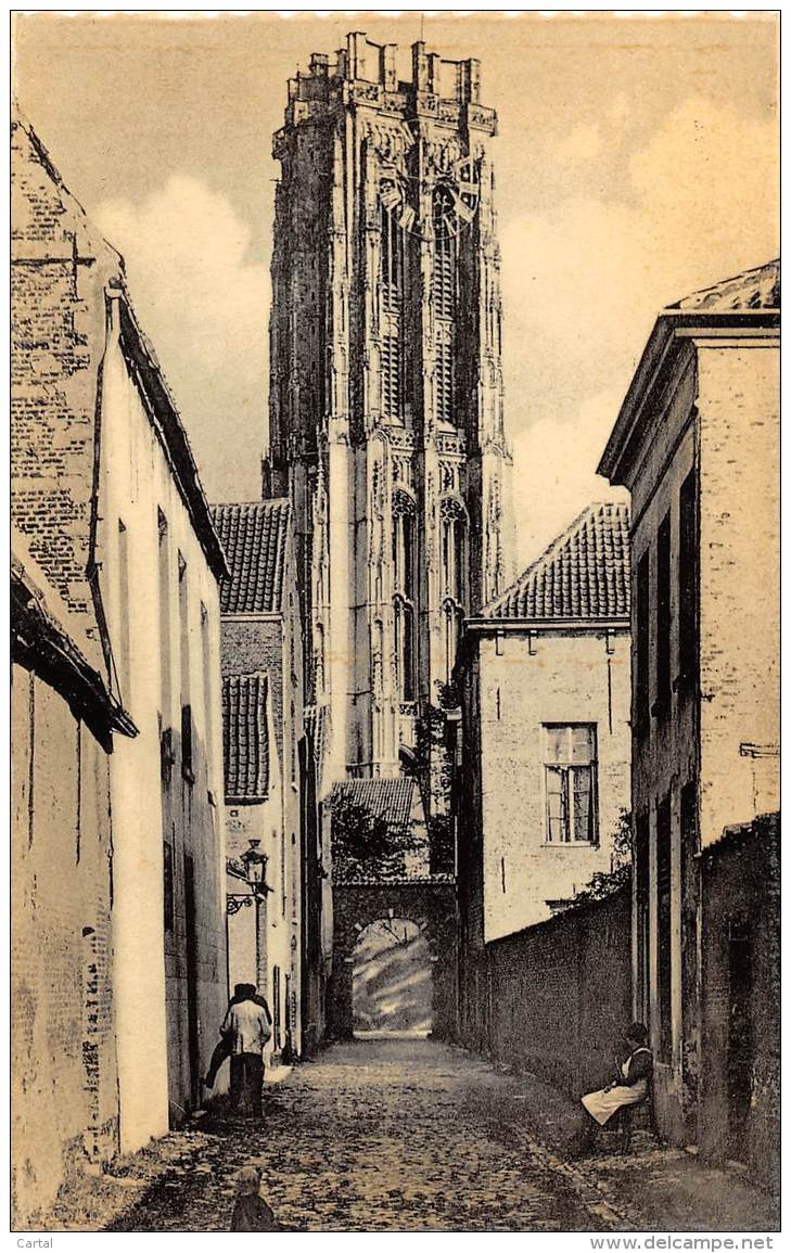 MECHELEN - Straatje Zonder Eind - St Romboutstoren - Mechelen