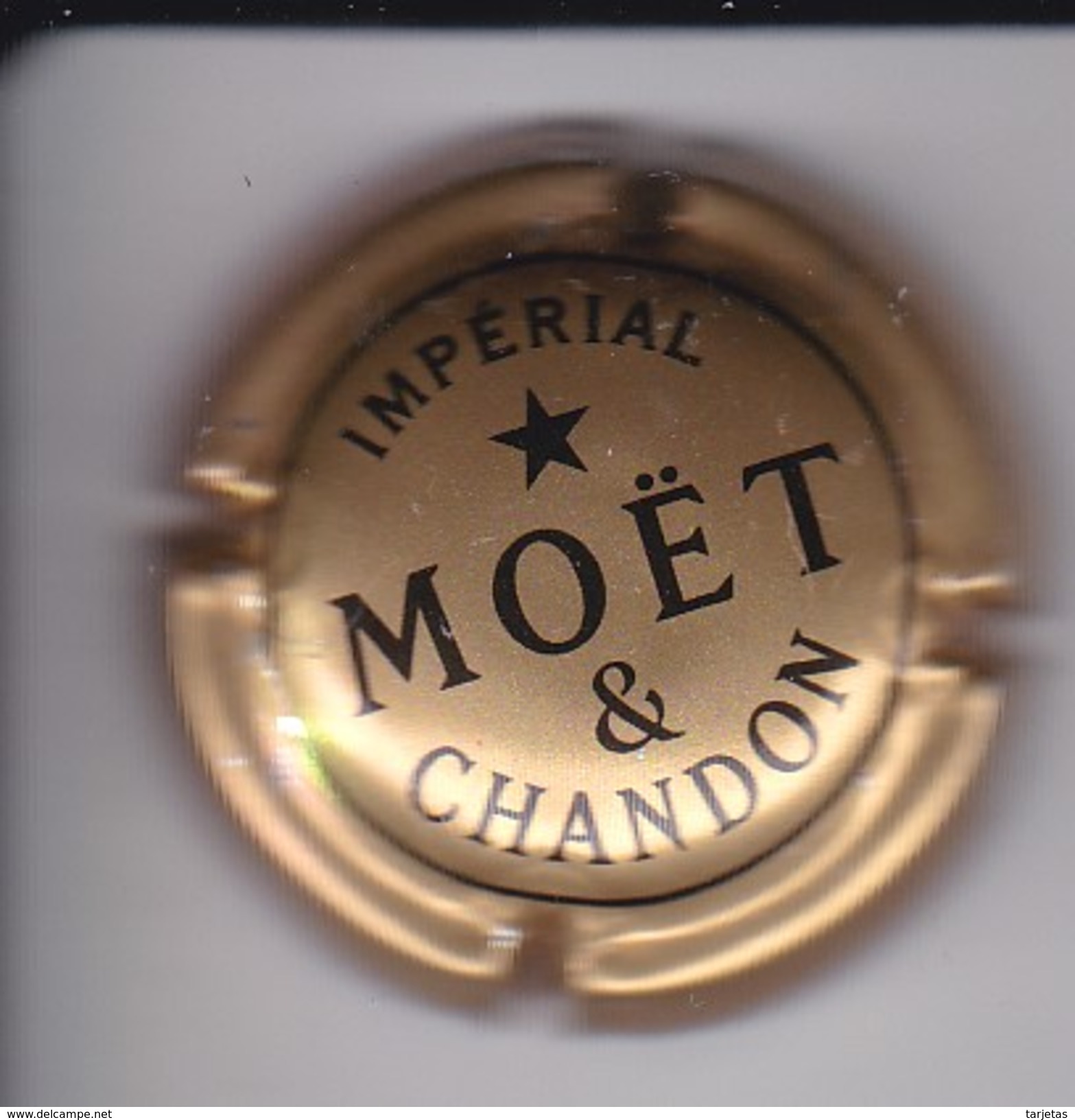 PLACA DE CHAMPAGNE MOET CHANDON (CAPSULE) - Möt Et Chandon