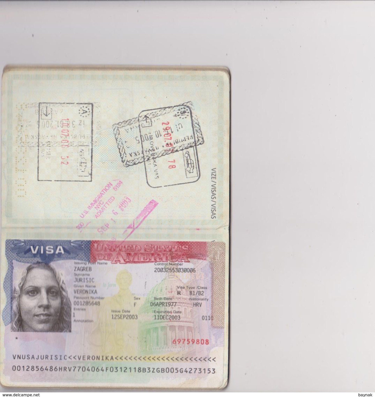 C50  -  CROATIA  -- PASSPORT  -  II. MODEL  2002 -  NICE LOOKING LADY  - VISA CHINA,  UNITED KINGDOM,  3 X UNITED STATES