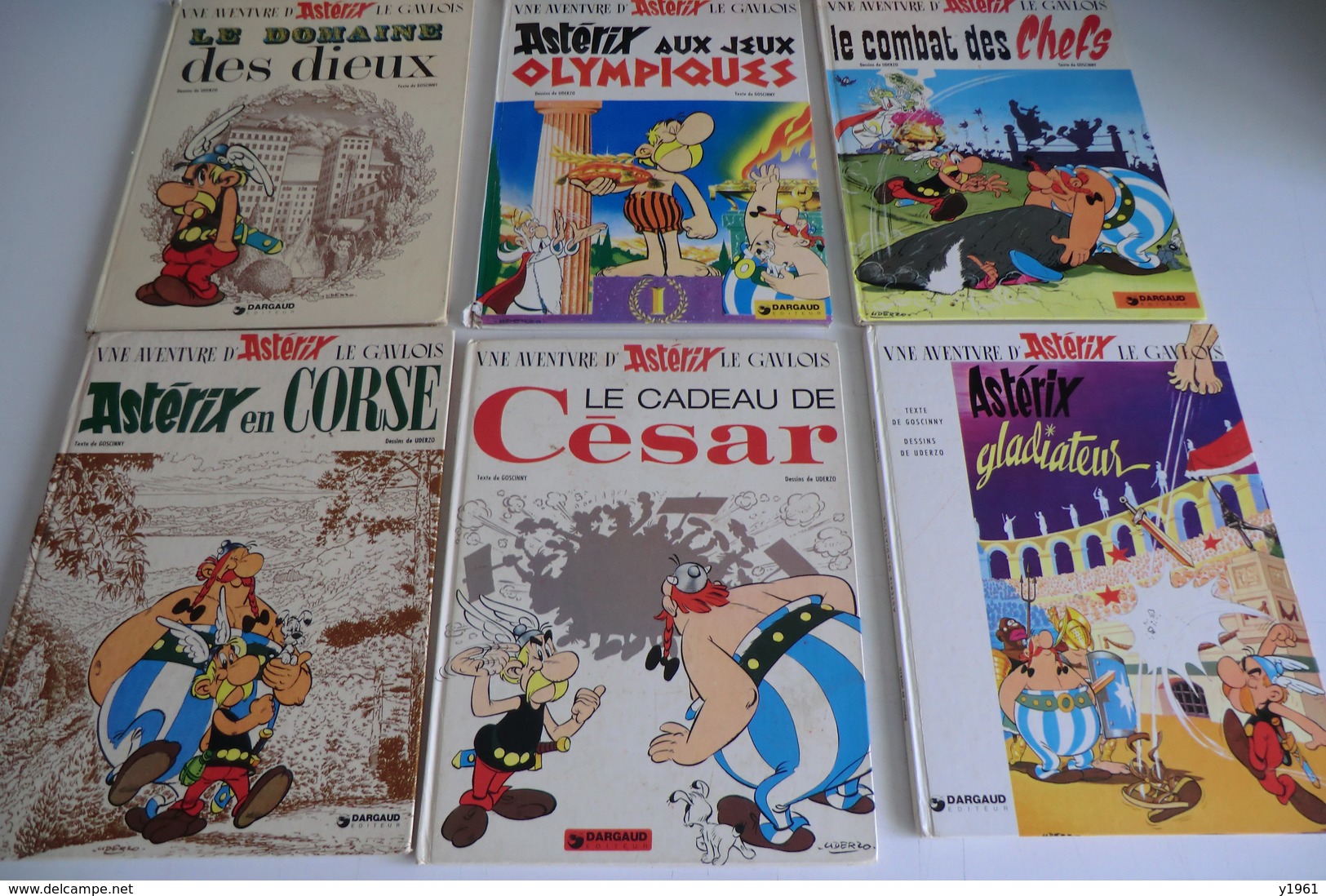 LOT DE 9 BD ANCIENNES ASTERIX OBELIX. DARGAUD. UDERZO. GOSCINNY. ENSEMBLE BON ETAT. Asterix En Corse, Le Devin.......... - Lots De Plusieurs BD