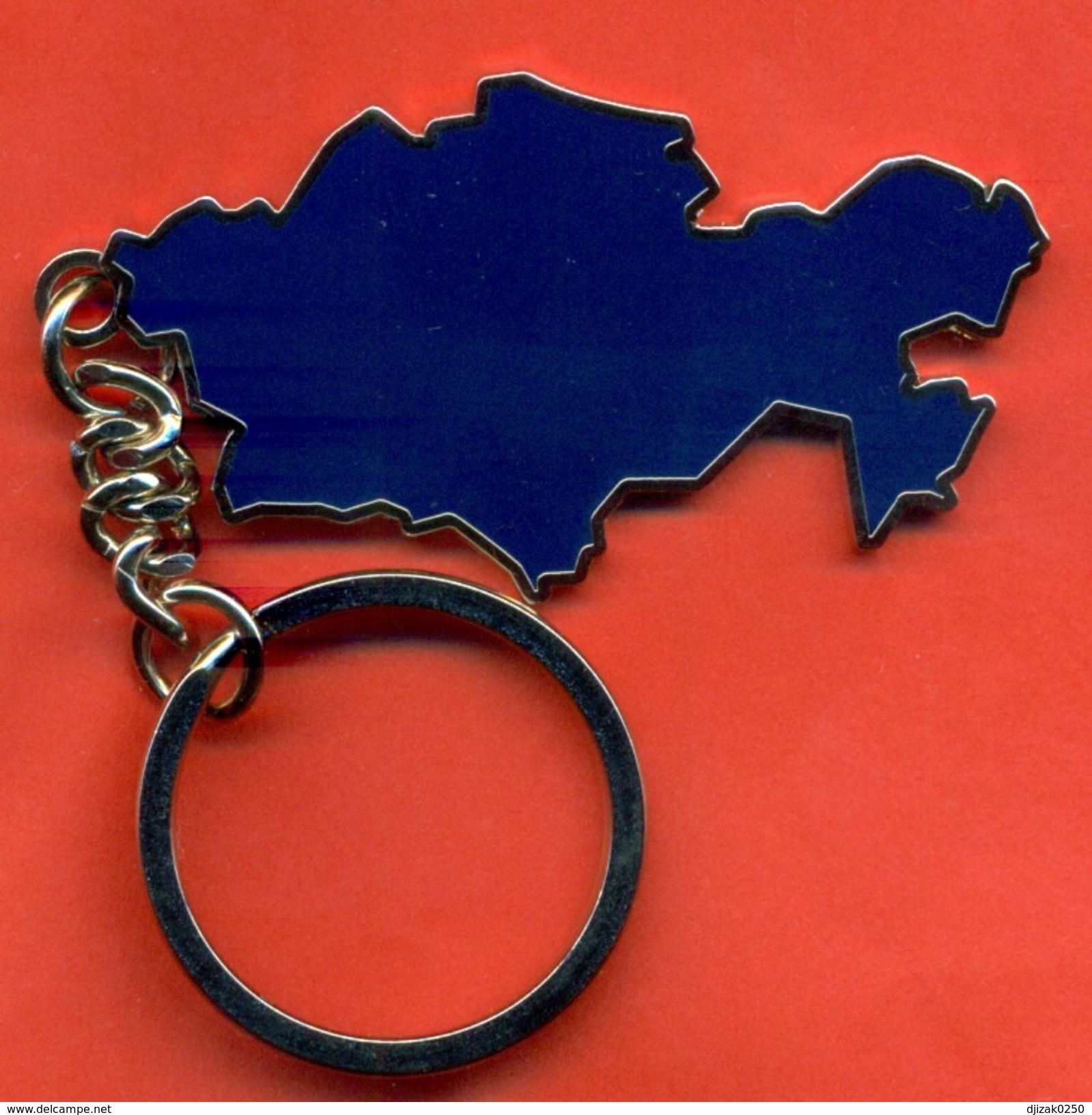 Kazakhstan. Keychain In The Form Of A Map Of Kazakhstan. Made Of Heavy Metal And Covered With Hot Enamel. - Andere & Zonder Classificatie