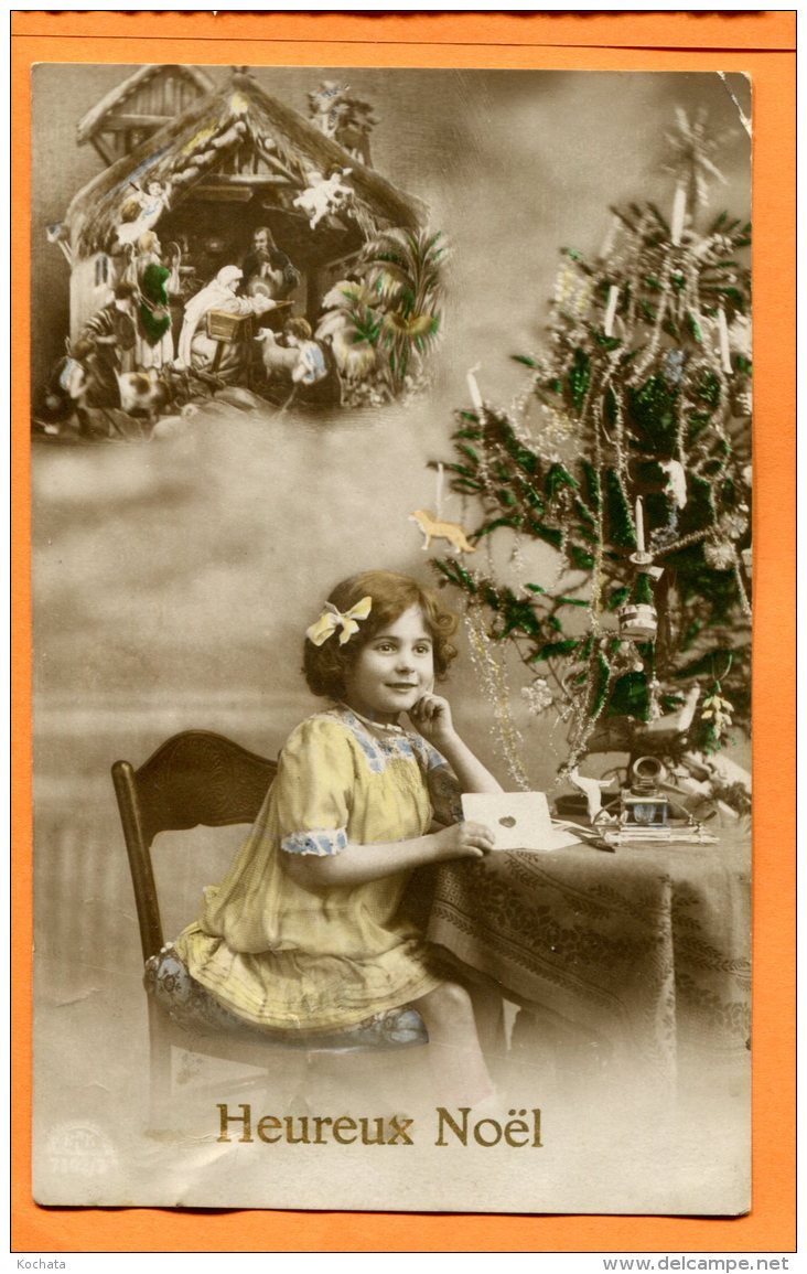 N055, Petite Fille, Sapin De Noël Avec Des Décorations D'animaux,ange, Angel, Engel Crèche Du Petit Jésus, Circulée 1922 - Autres & Non Classés