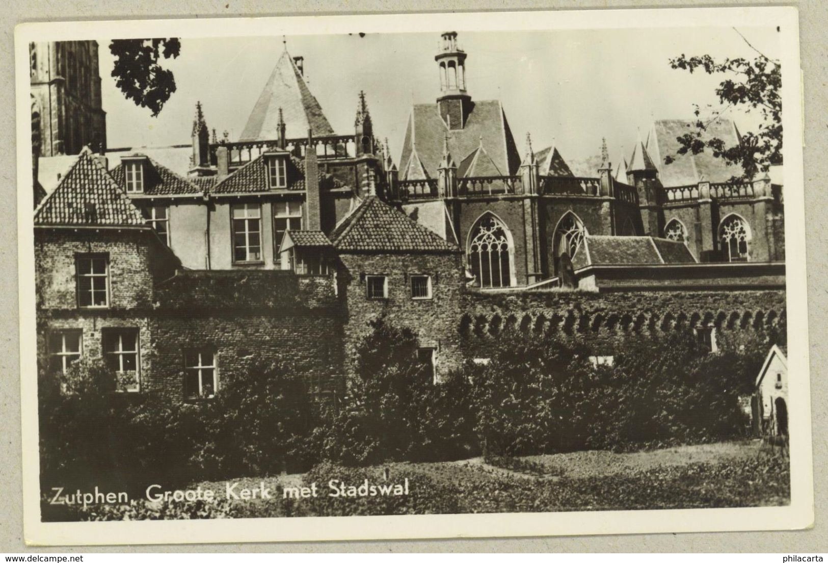 Zutphen *** Groote Kerk Met Stadswal - 1949 - Zutphen