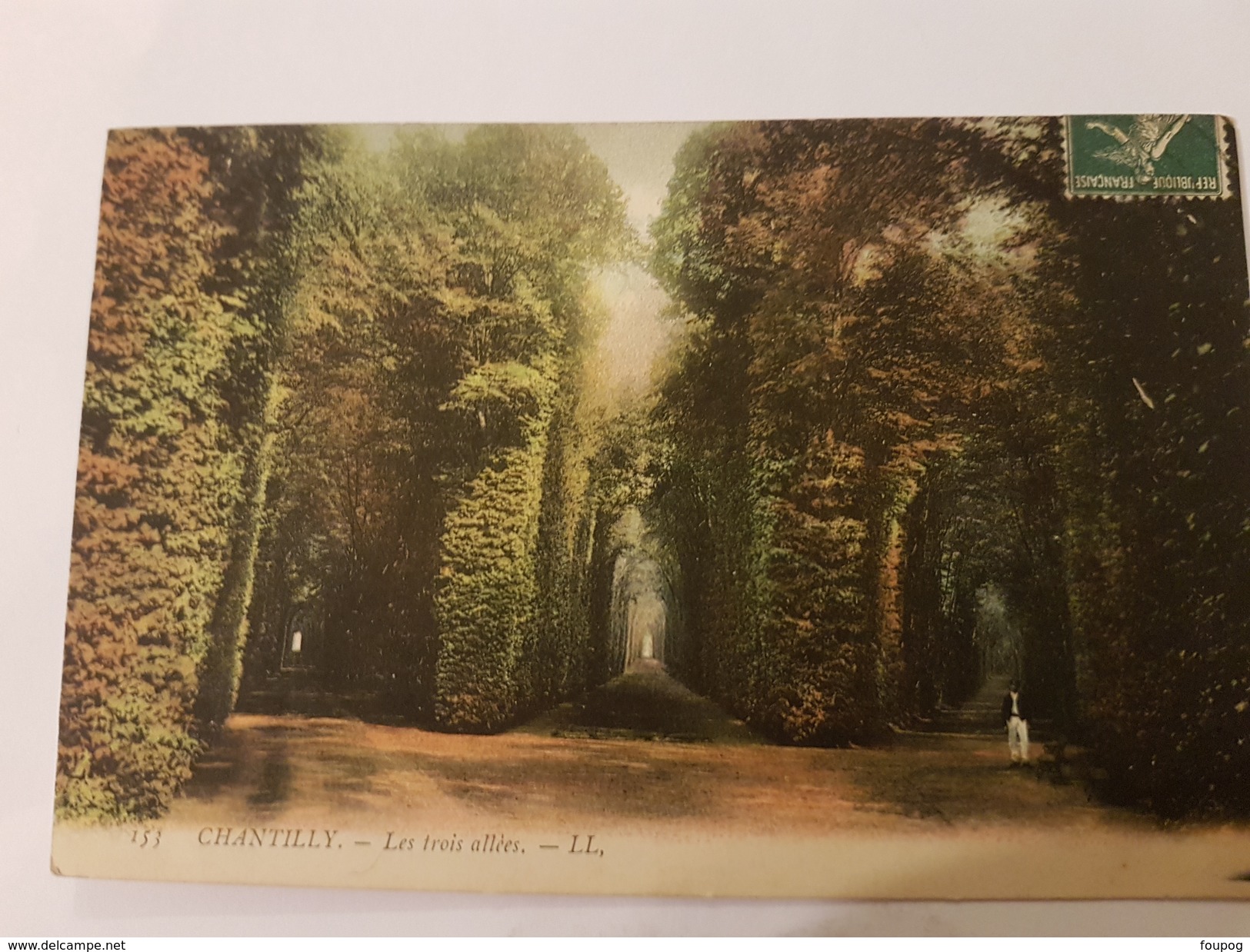 CPA 60 CHANTILLY CHATEAU 13 CARTES - Chantilly