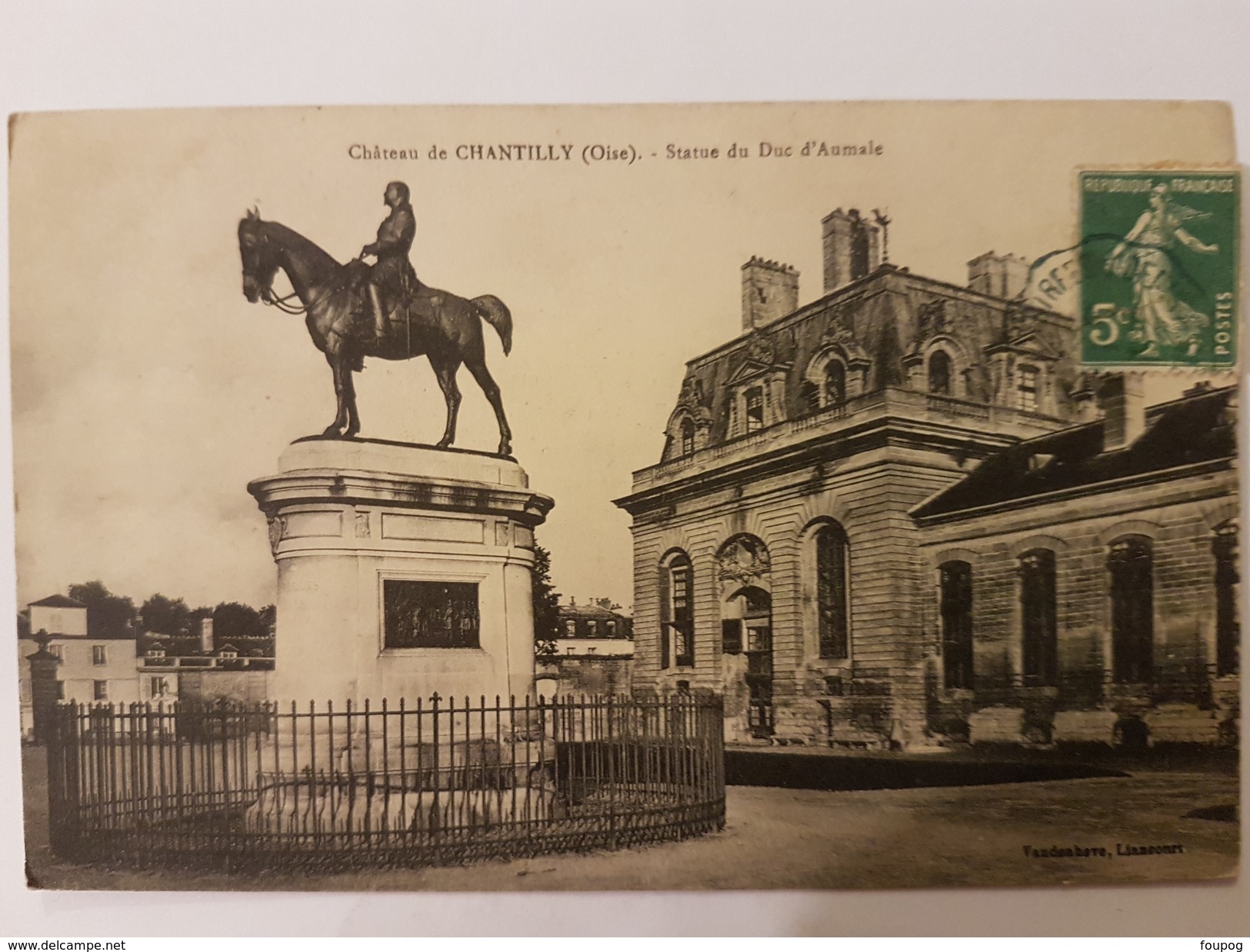 CPA 60 CHANTILLY CHATEAU 13 CARTES