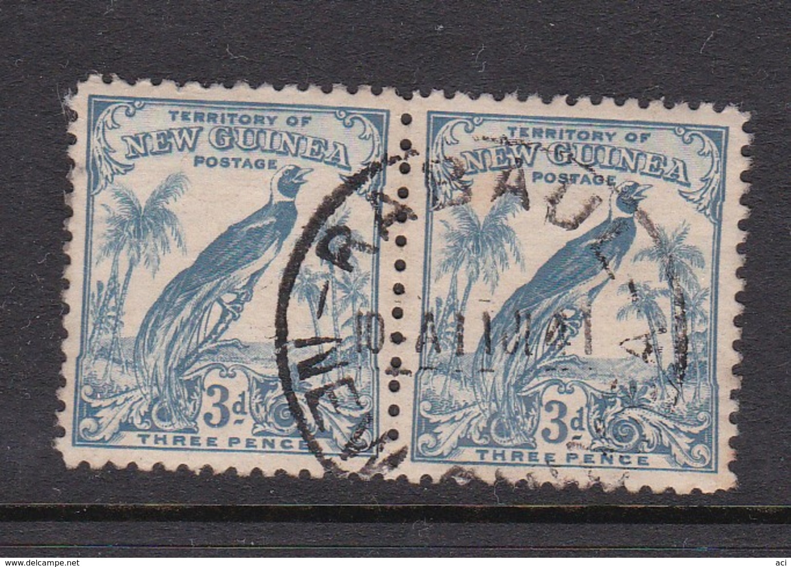 New Guinea SG 180 1931 Raggiana Bird No Date 3d Blue Used Pair - Papua New Guinea
