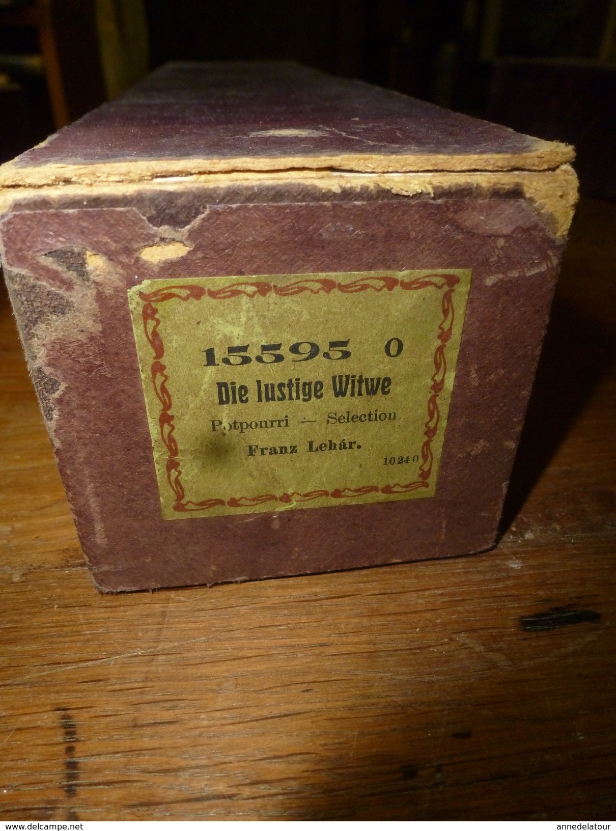 Rouleau Ancien P.piano Mécanique 15595 Die Lustige Witwe ,Potpourri -Selection Franz Lehàr Mit Genehmigung......Wien - Objets Dérivés