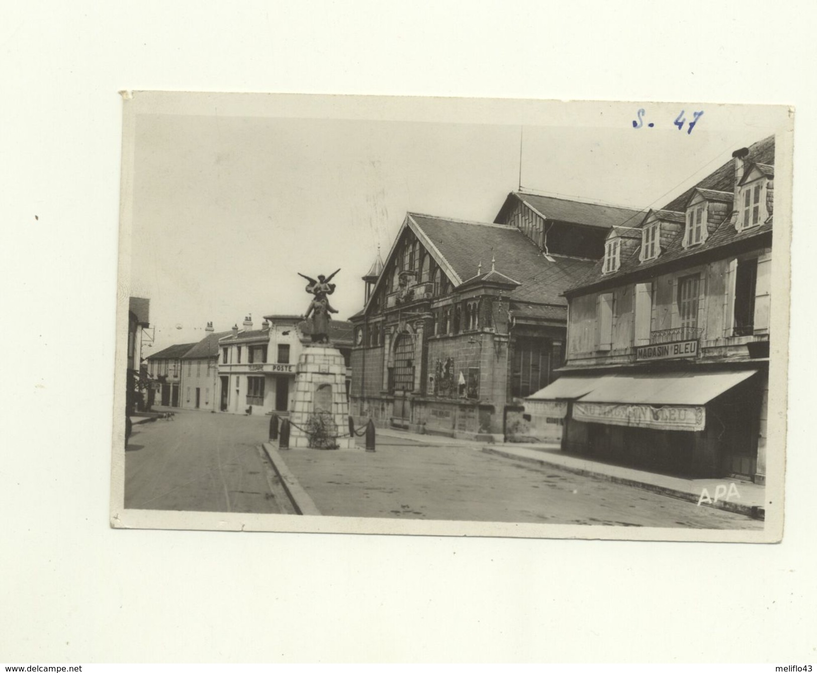 65 /CPSM  - Lannemezan - Place De La République - Lannemezan