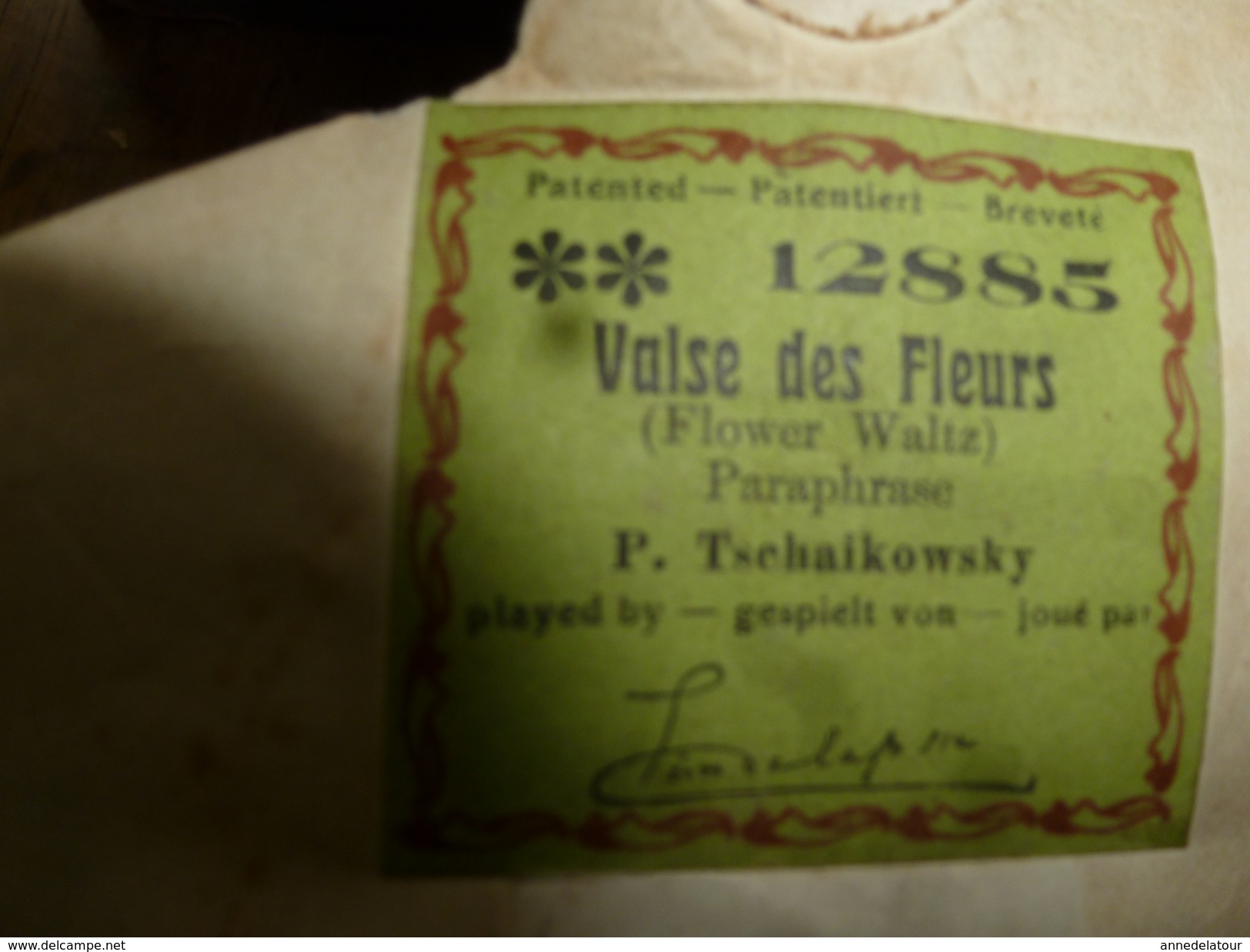 Rouleau Ancien Perforé Pour Piano Mécanique 12885 Valse Des Fleurs(Flower Waltz)-Paraphrasz ,Tschaikowsky & Photographie - Objets Dérivés