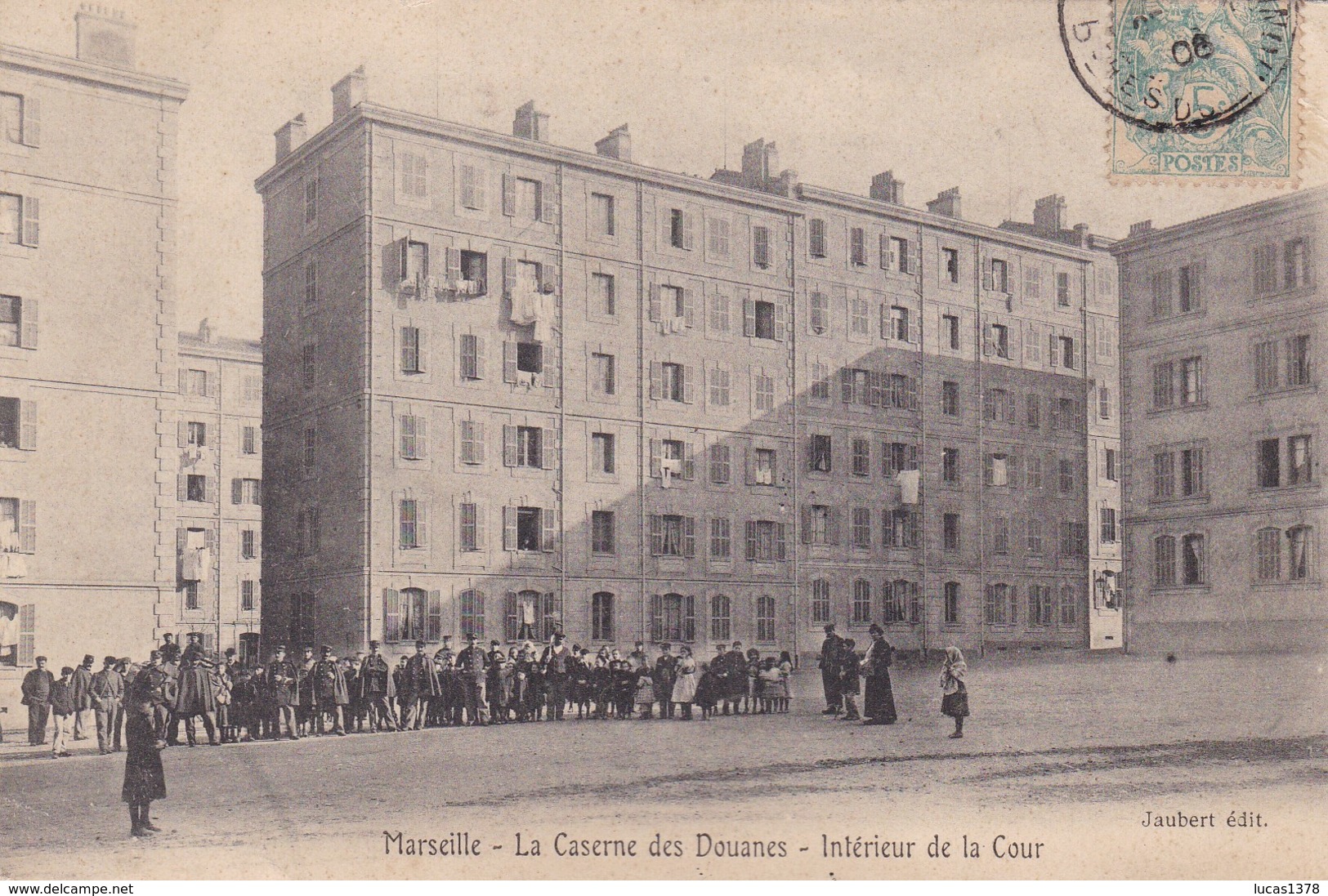 13 / MARSEILLE / LA CASERNE DES DOUANES / INTERIEUR DE LA COUR / RARE - Non Classés