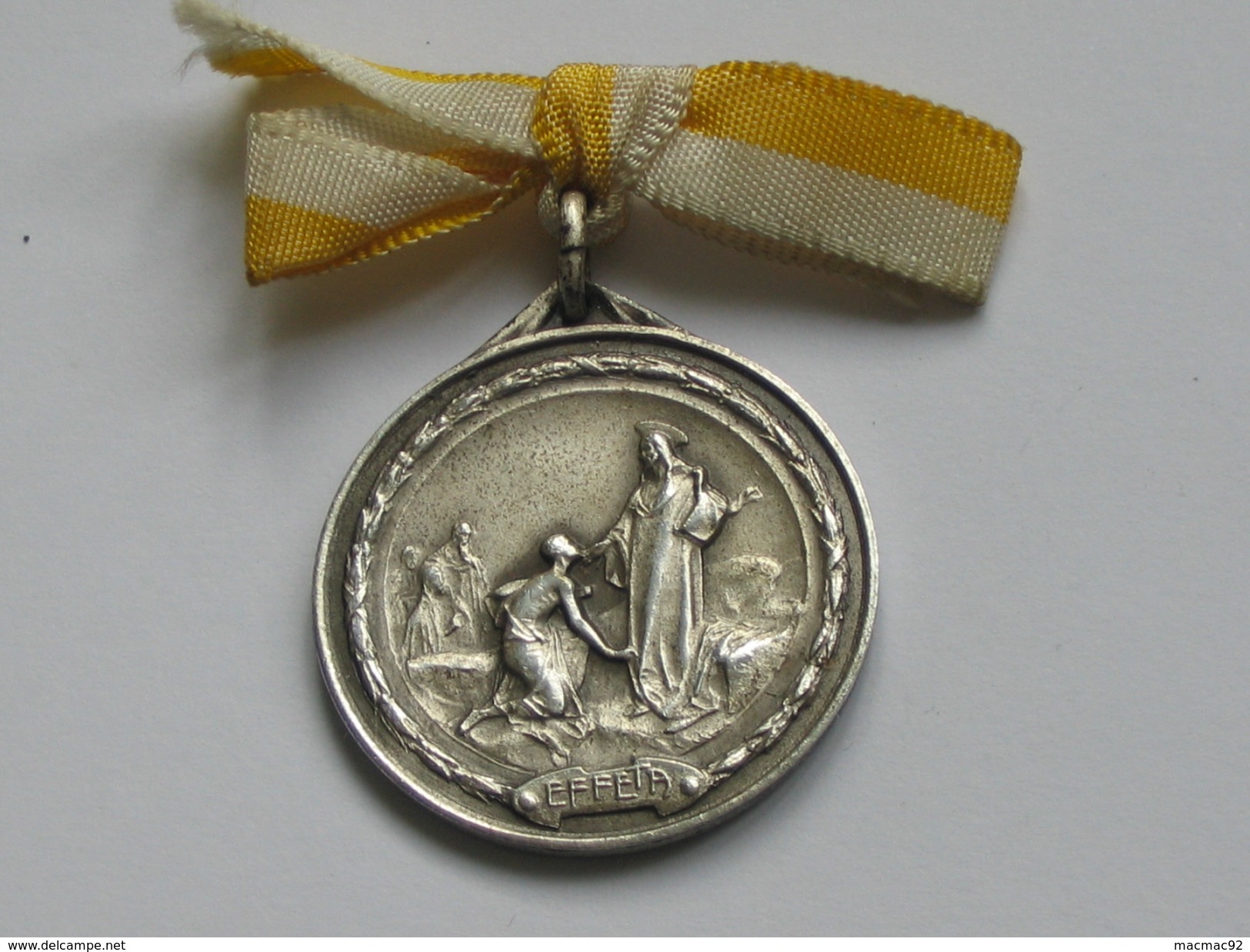 Médaille Religieuse Chrétienne  - Pellegrinaggio Internazionale Sordomuti - Roma Anno MCML *** EN ACHAT IMMEDIAT *** - Religion & Esotérisme