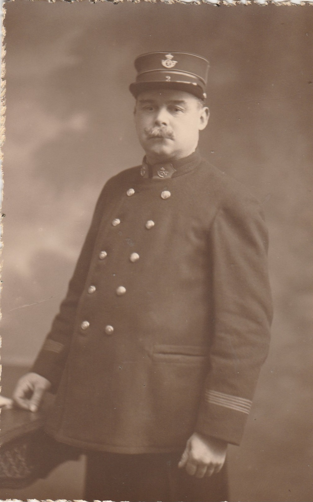 Photocarte  D'un Facteur ,Photo De Vos ,Bruxelles  (Cinquantenaire ) - Poste & Facteurs