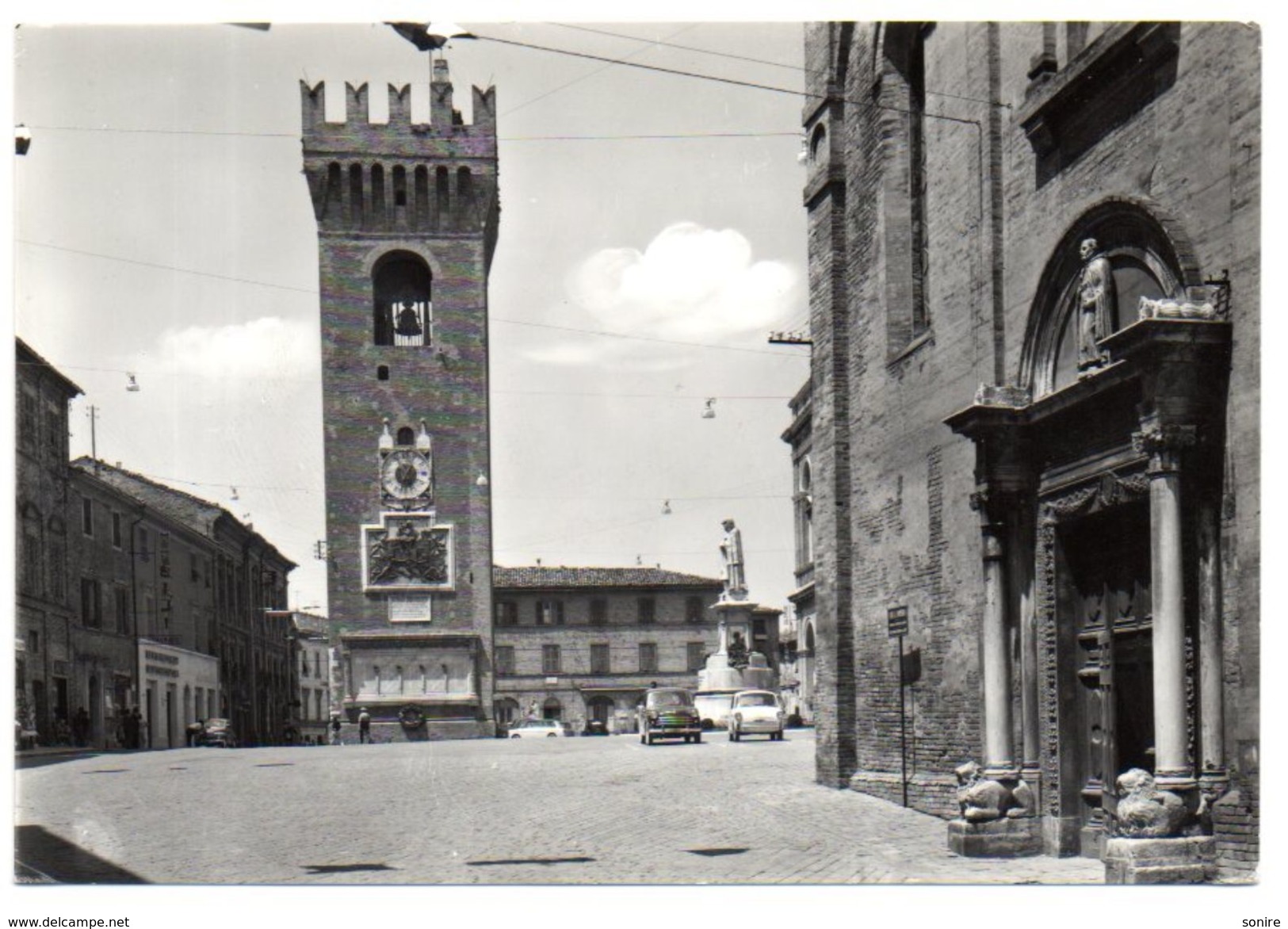 RECANATI - SCORCIO DELLA FACCIATA - AUTO CARS - VERA FOTO ED MACERATINI - NVG FG - C356 - Macerata