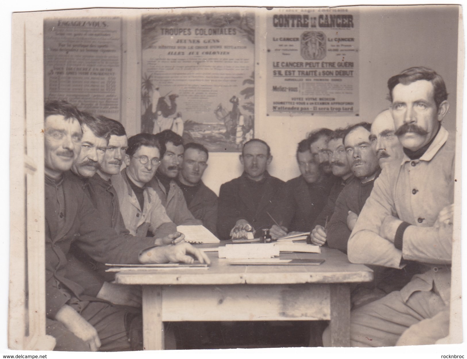 Ancienne Photo De Groupe à Identifier Ile De Sein ? - Personnes Anonymes