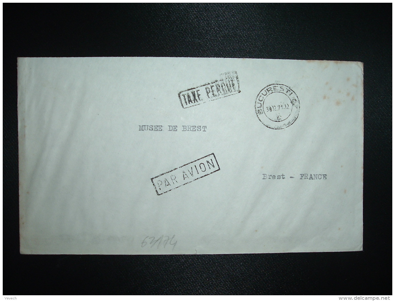 LETTRE OBL.30 12 71 BUCURESTI 67? + Griffe PAR AVION + Griffe TAXE PERCUE - Poststempel (Marcophilie)